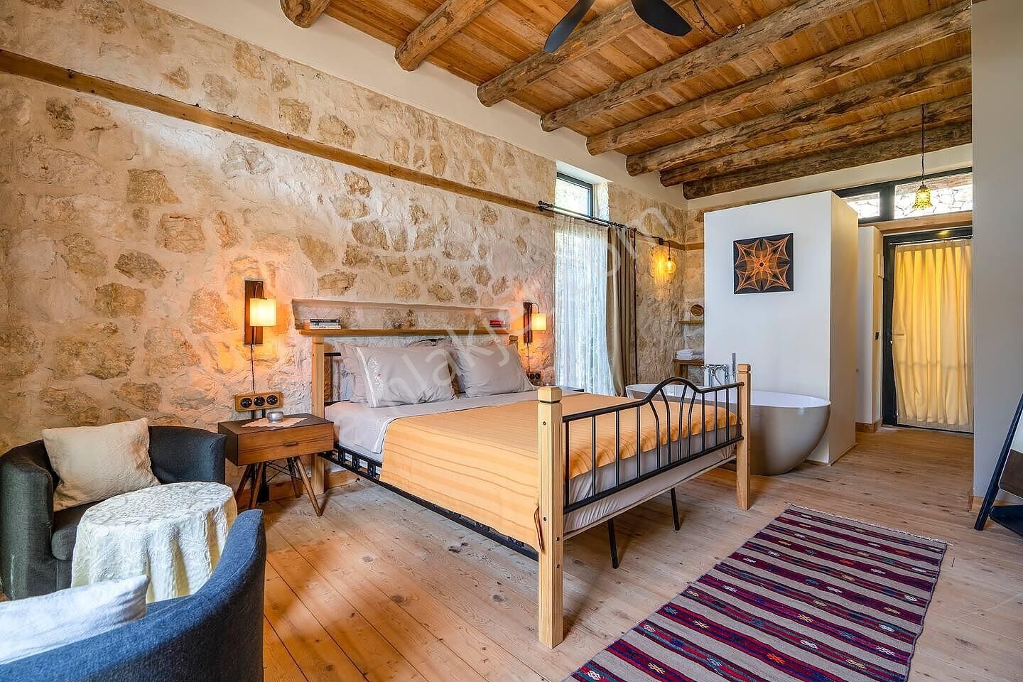 Kaş Sarıbelende Müştemilatlı Enerji Bağımsız Villa | Tekce - Görsel 7