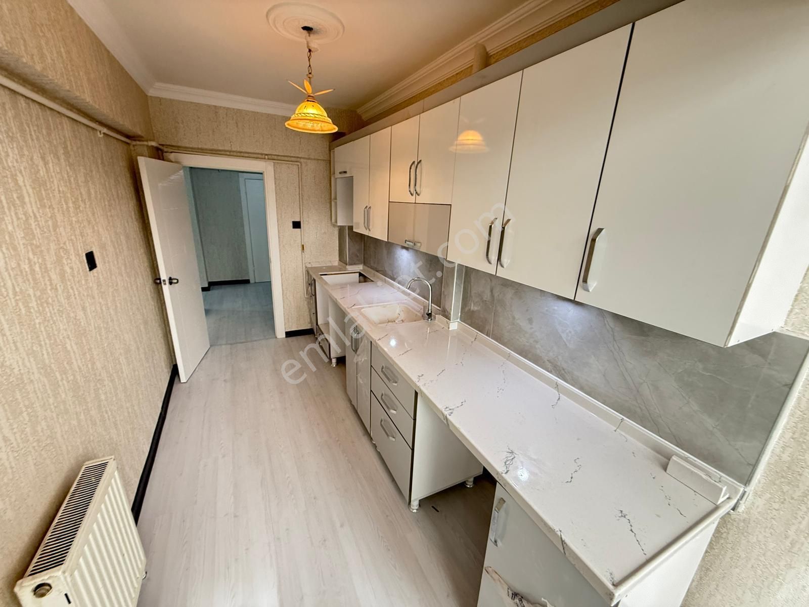 Kariyer Den Tepebaşında İçerisi Lüks Yapılı Uygun 3+1 Daire - Görsel 9