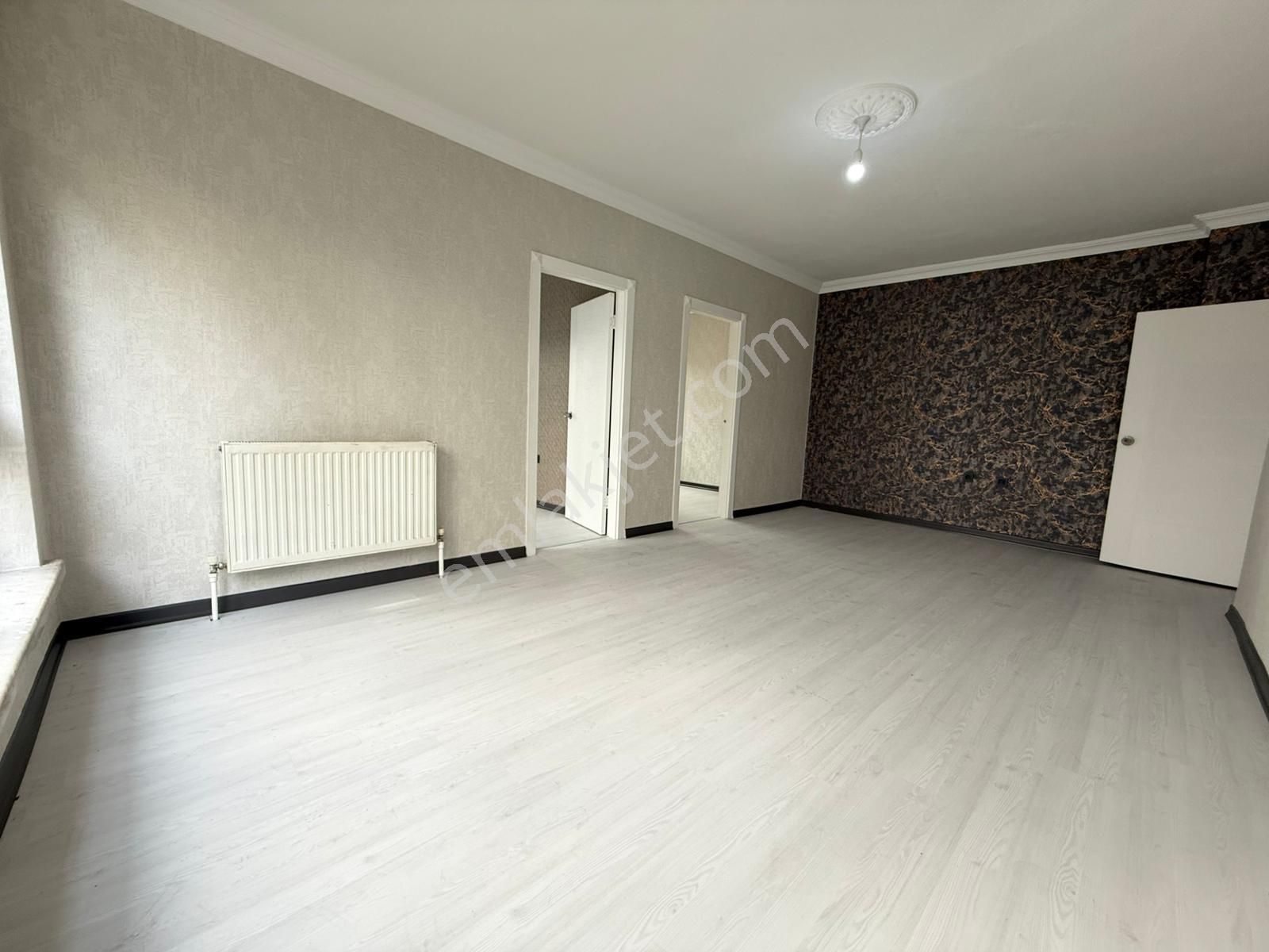 Kariyer Den Tepebaşında İçerisi Lüks Yapılı Uygun 3+1 Daire - Görsel 4