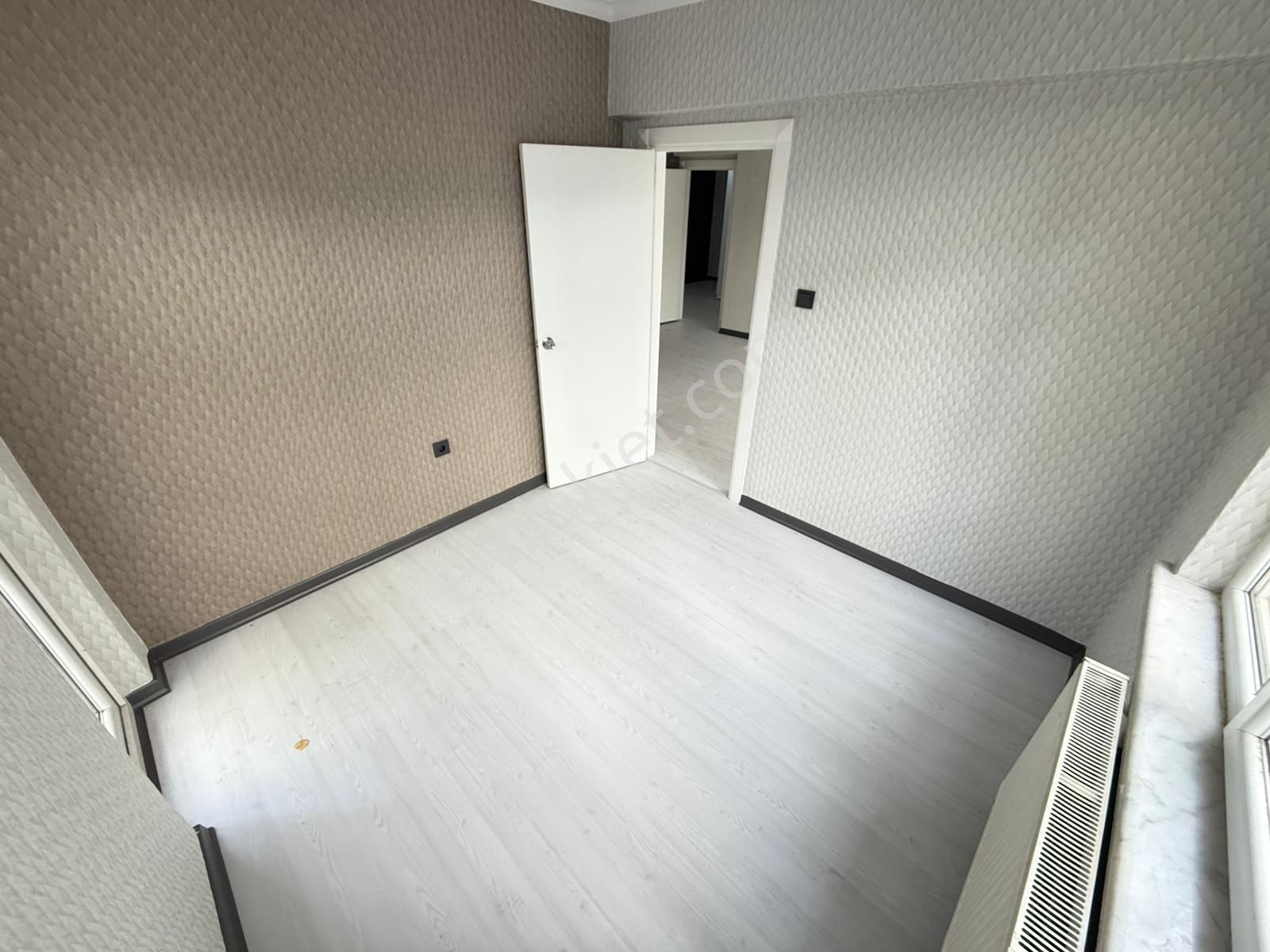 Kariyer Den Tepebaşında İçerisi Lüks Yapılı Uygun 3+1 Daire - Görsel 19