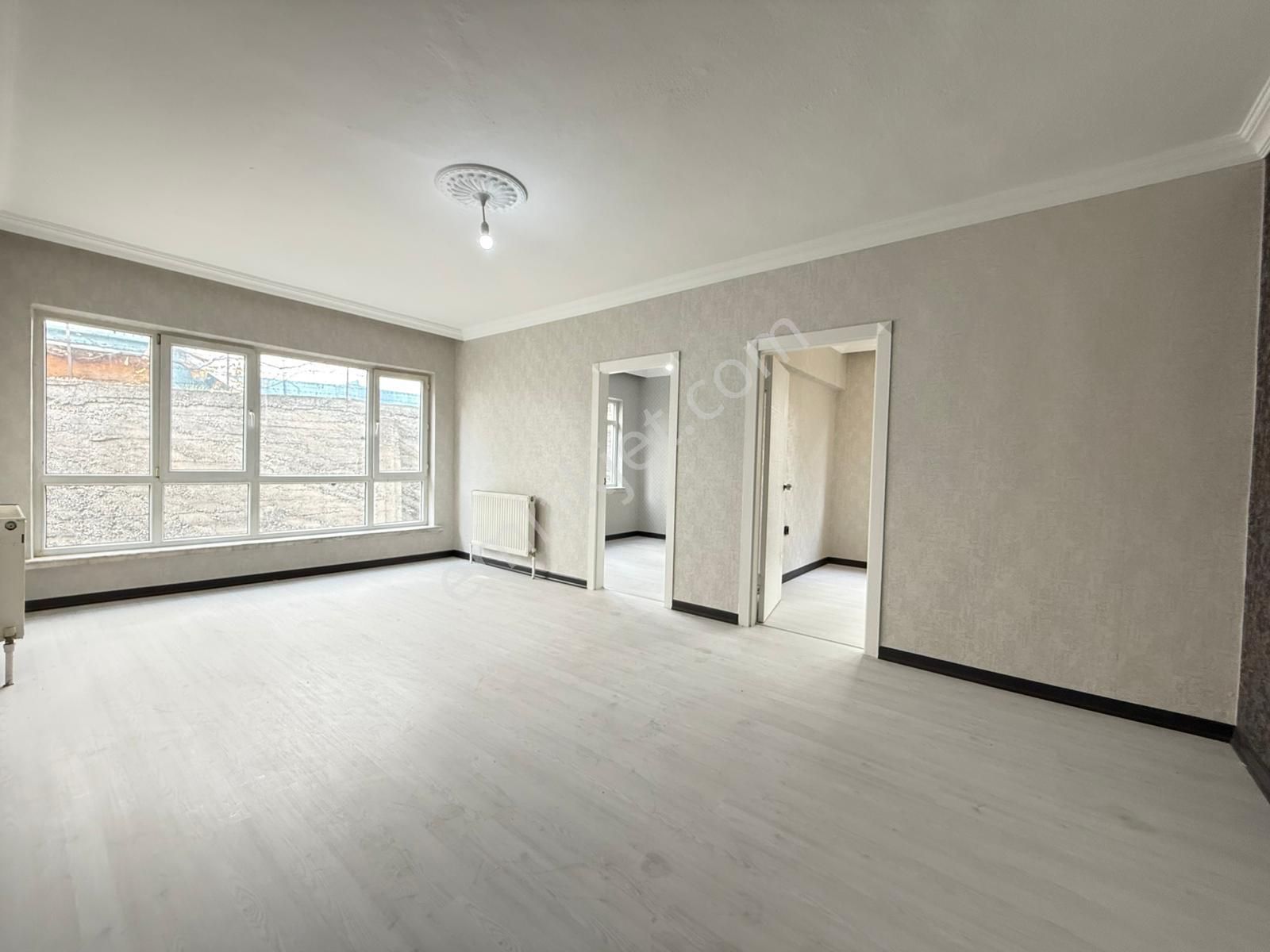 Kariyer Den Tepebaşında İçerisi Lüks Yapılı Uygun 3+1 Daire - Görsel 5