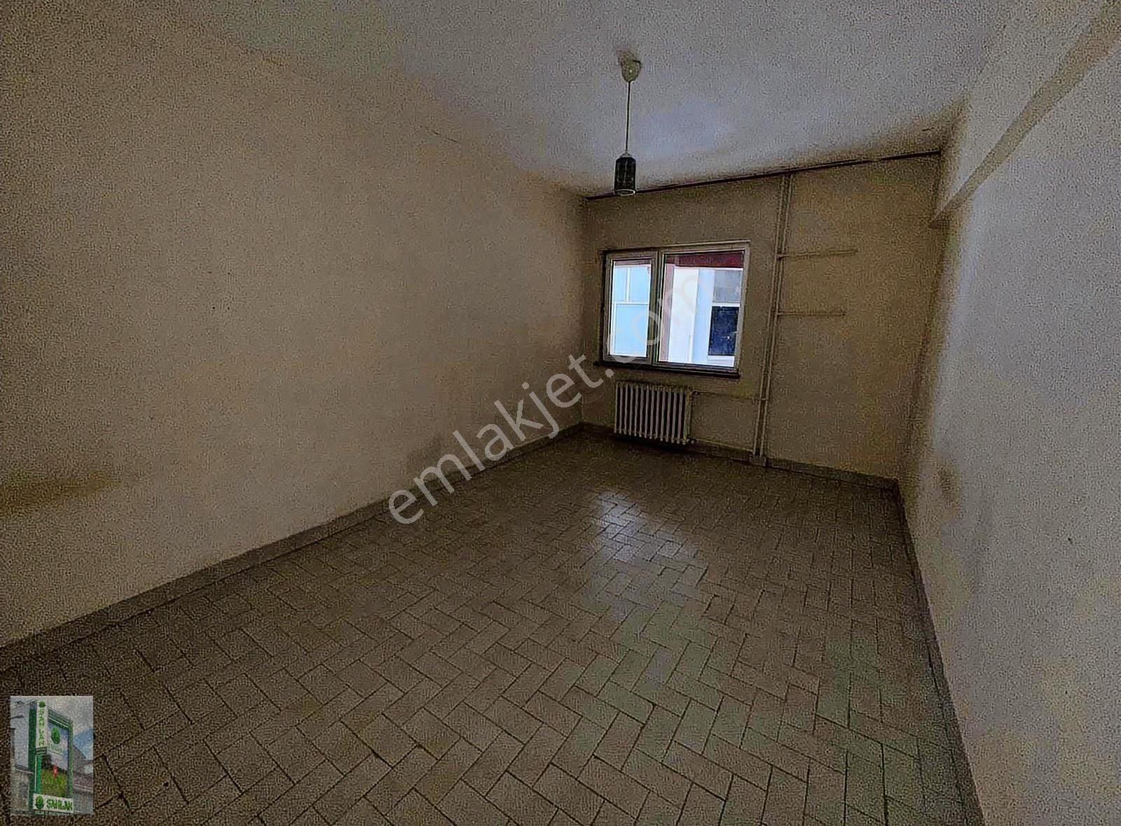 Şahlan Emlaktan Satılık Cadde Üzeri Daire - Görsel 22