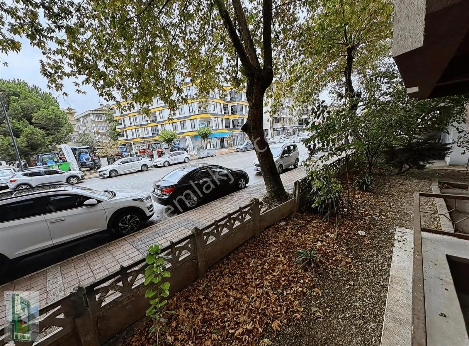 Şahlan Emlaktan Satılık Cadde Üzeri Daire - Görsel 25