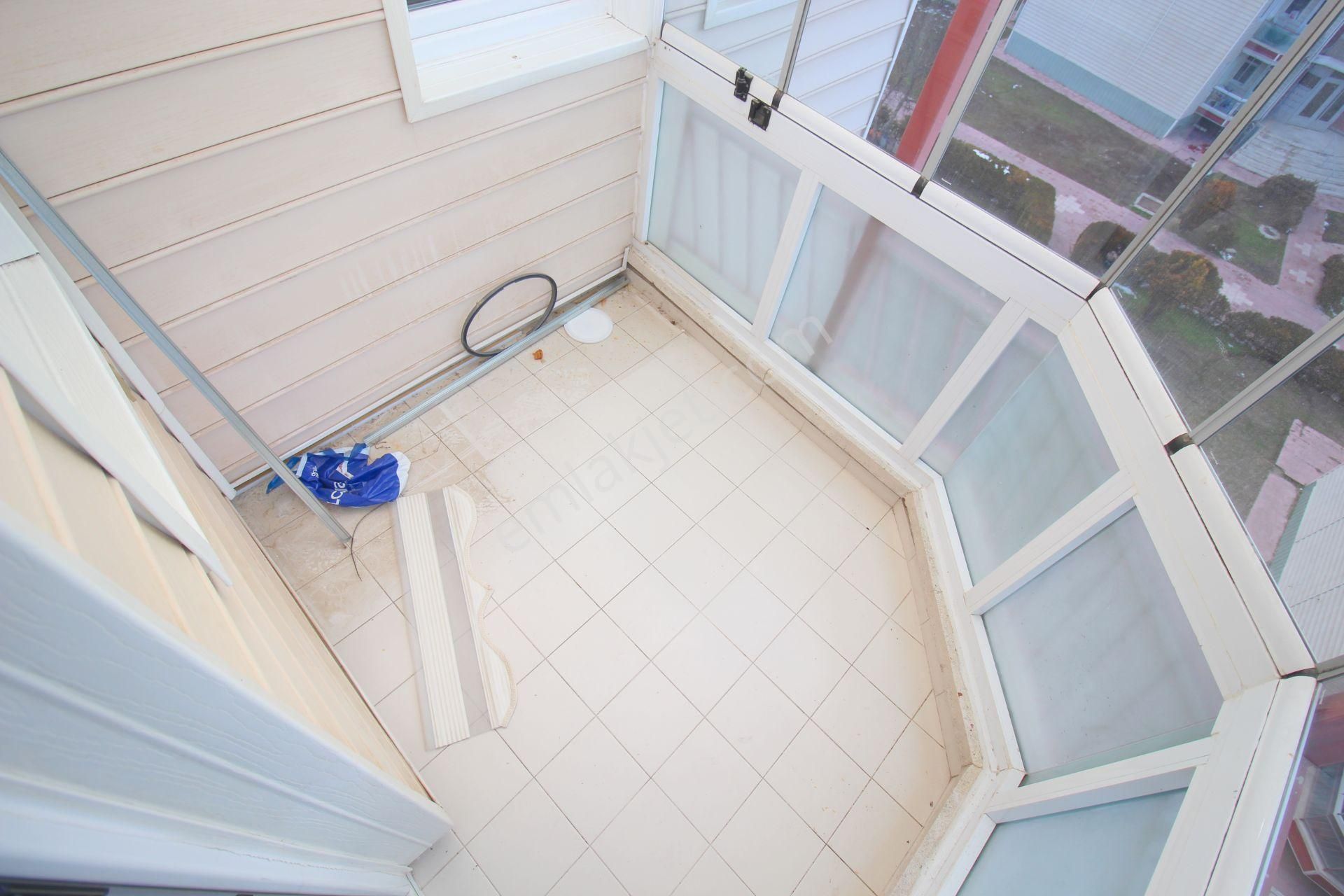 Emre Emlaktan Elvankent Oğuzlar'da Site İçersinde //asansörlü// 3+1 Satılık Daire - Görsel 4