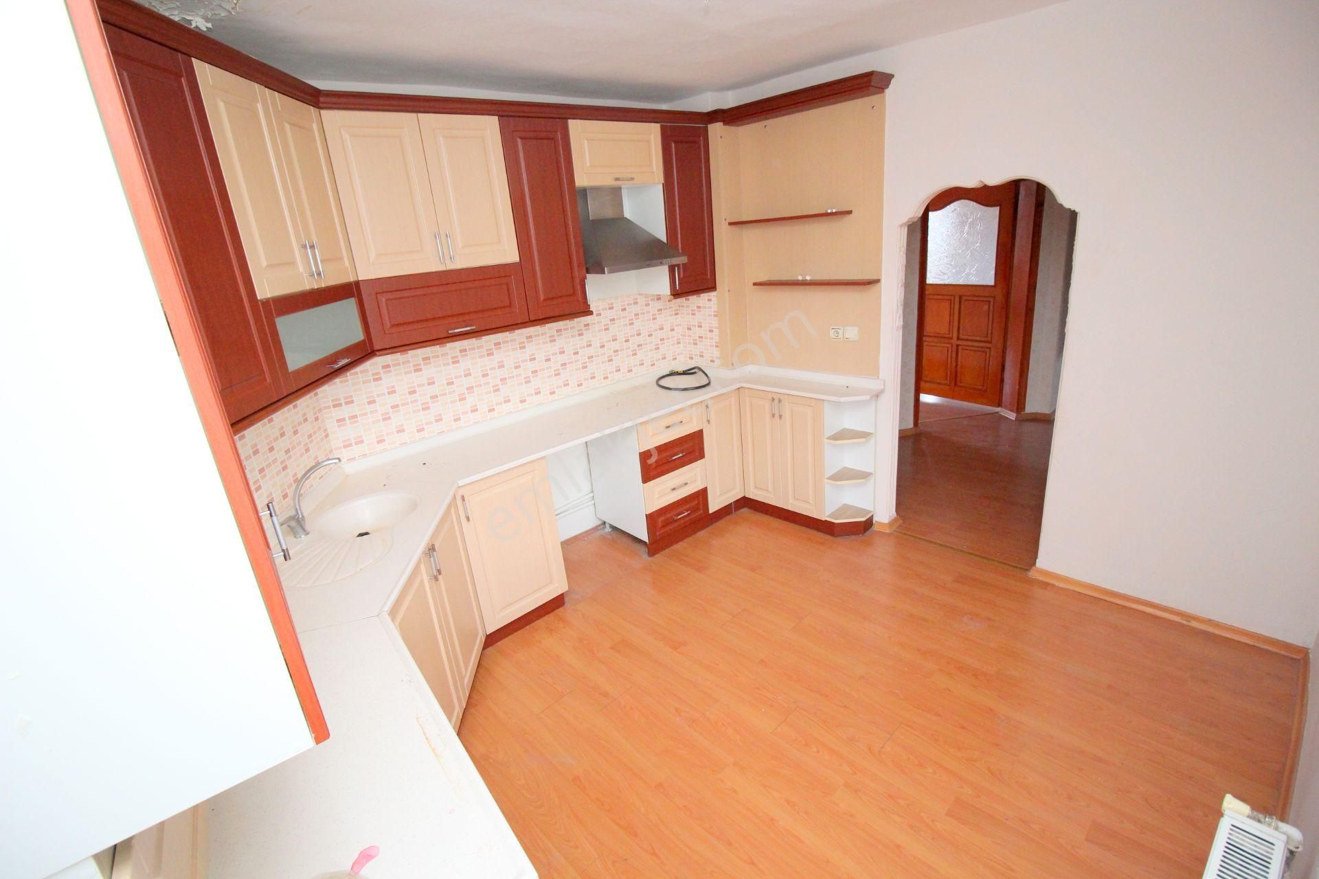 Emre Emlaktan Elvankent Oğuzlar'da Site İçersinde //asansörlü// 3+1 Satılık Daire - Görsel 3