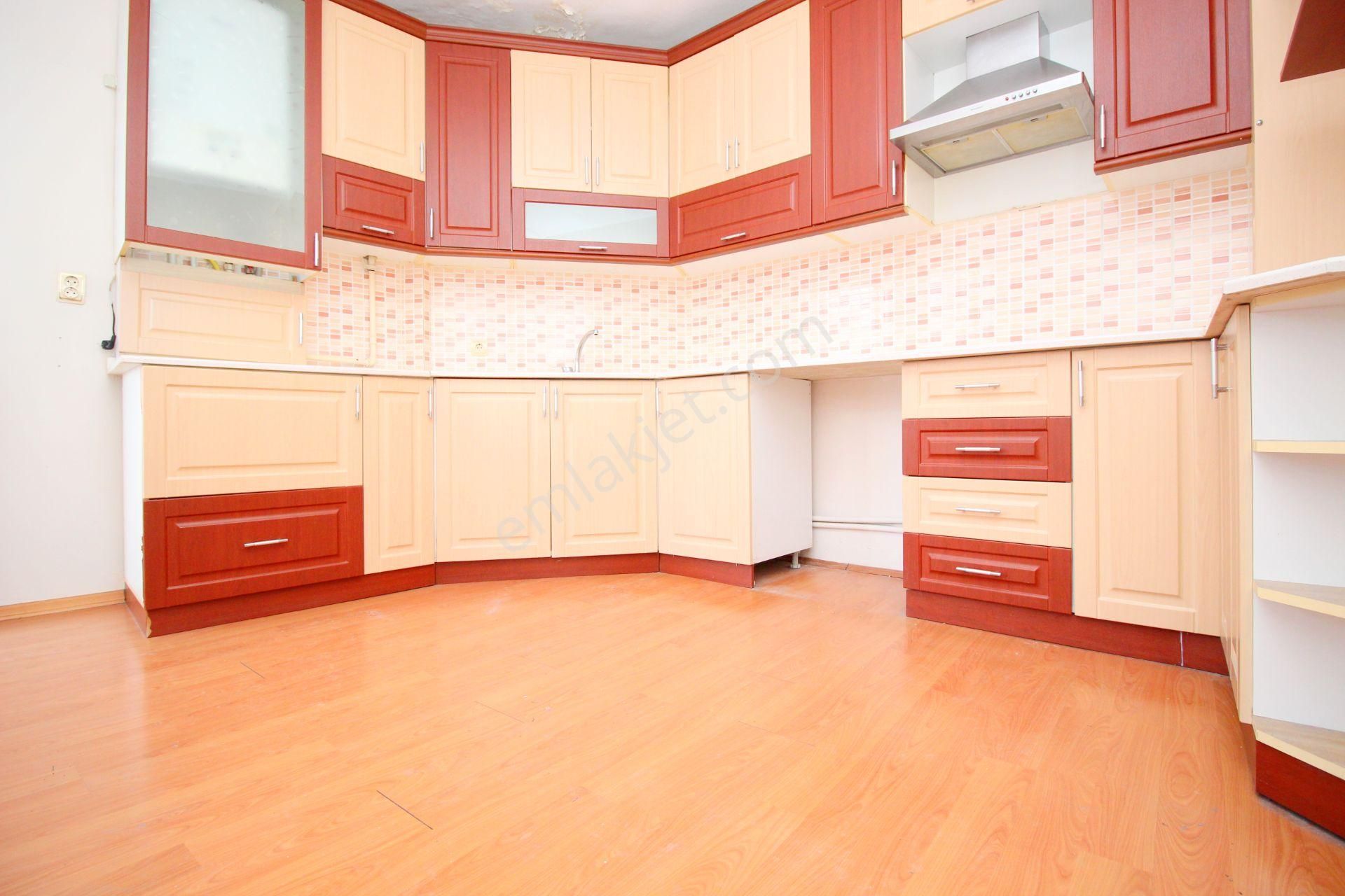 Emre Emlaktan Elvankent Oğuzlar'da Site İçersinde //asansörlü// 3+1 Satılık Daire - Görsel 6