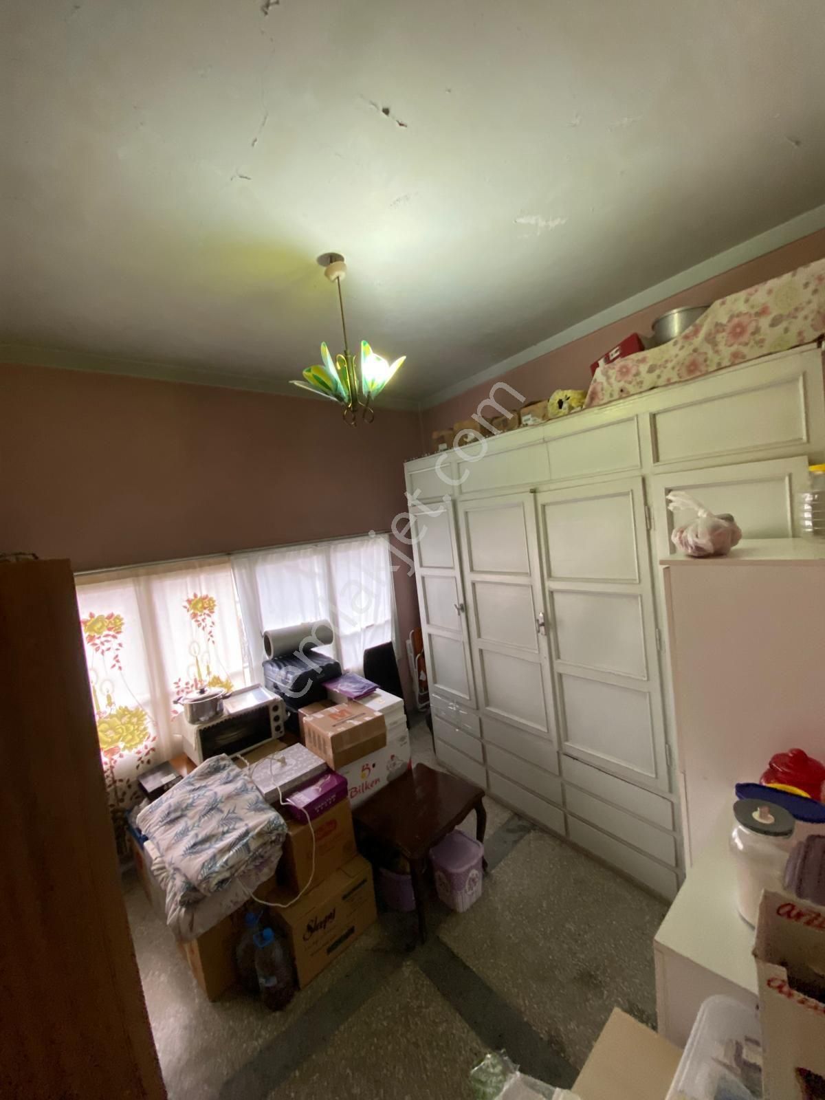 Ceyhan Muradiye'de Satılık 4+2 Müstakil Ev Hasarsız - Görsel 13