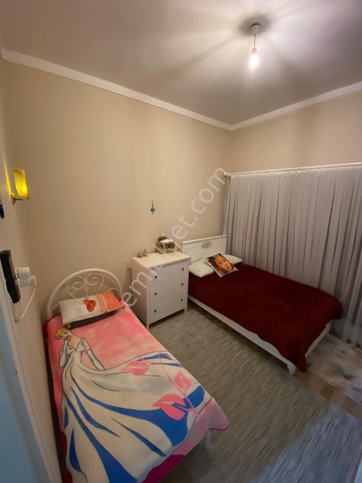 Ceyhan Muradiye'de Satılık 4+2 Müstakil Ev Hasarsız - Görsel 11