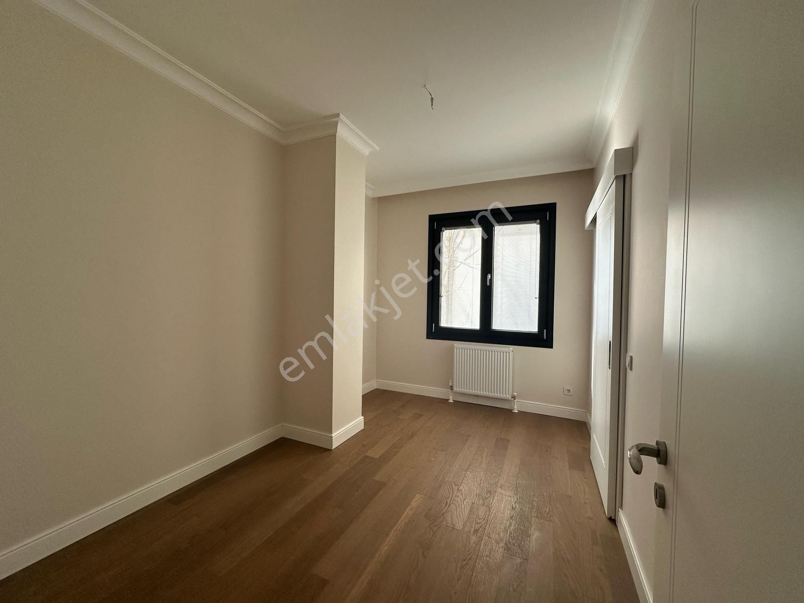 Sahile Kısa Yürüyüş Mesafesinde Bağdat Caddesi'ne Çok Yakın 4+1 - Görsel 13