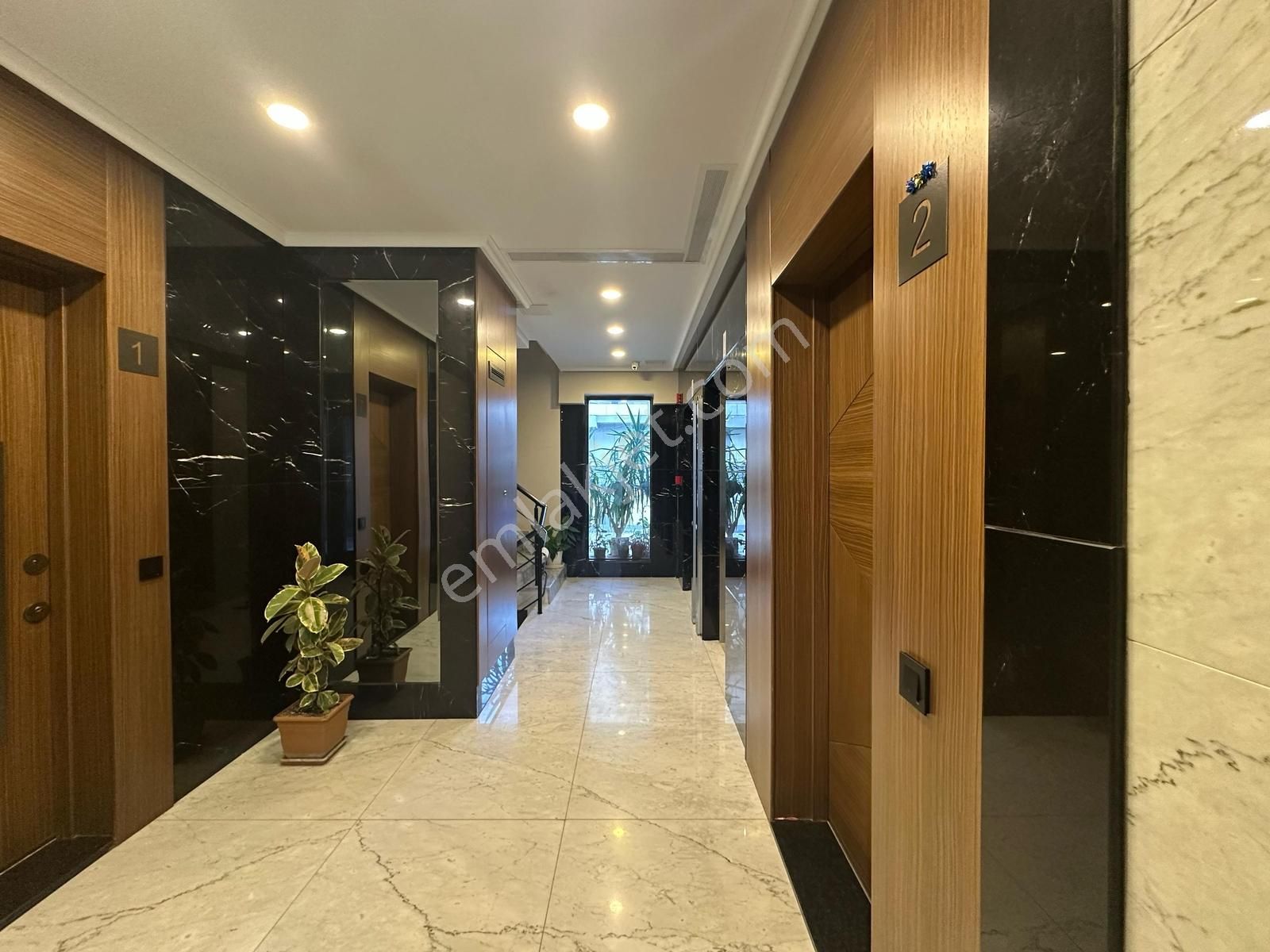 Sahile Kısa Yürüyüş Mesafesinde Bağdat Caddesine Çok Yakın 4+1 - Görsel 17