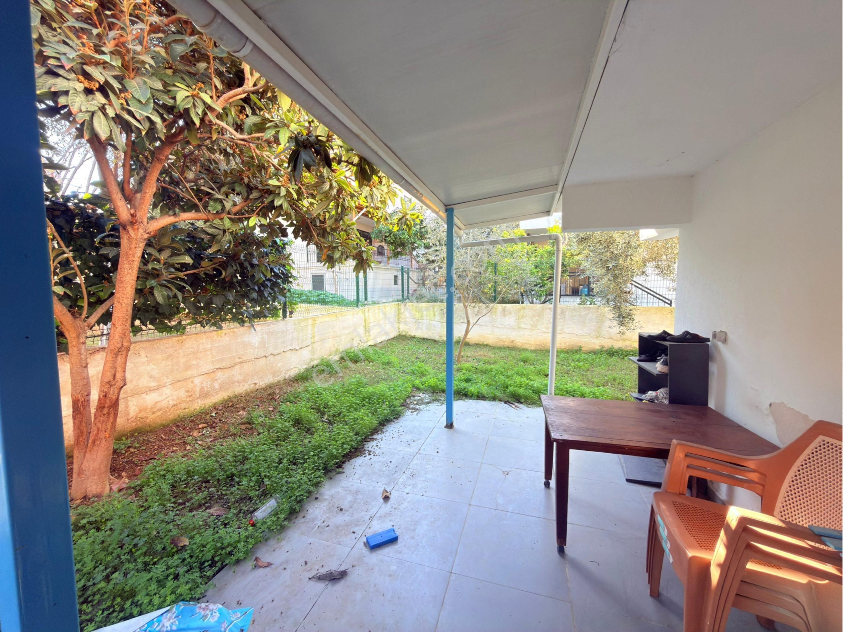 Kuşadası’nda 3 + 1 Büyük Bahçeli Satılık Yaz - Görsel 3