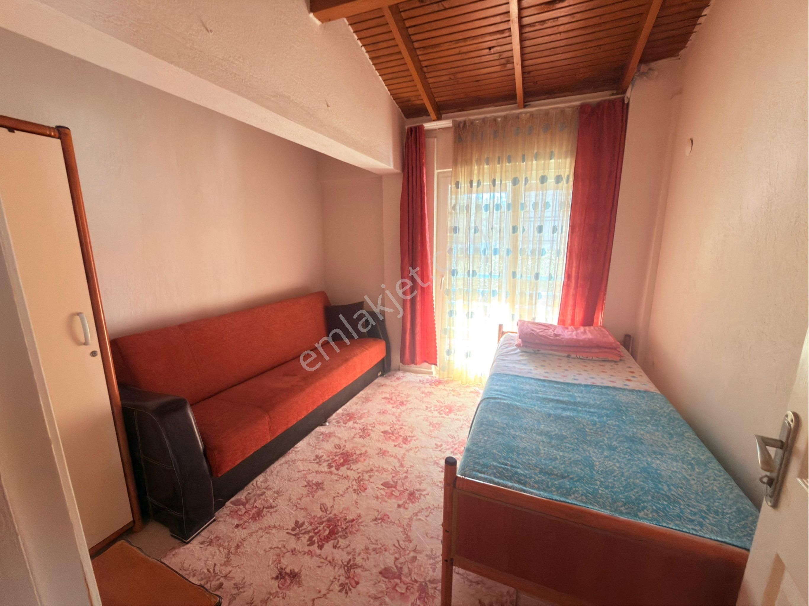 Kuşadası’nda 3 + 1 Büyük Bahçeli Satılık Yaz - Görsel 14