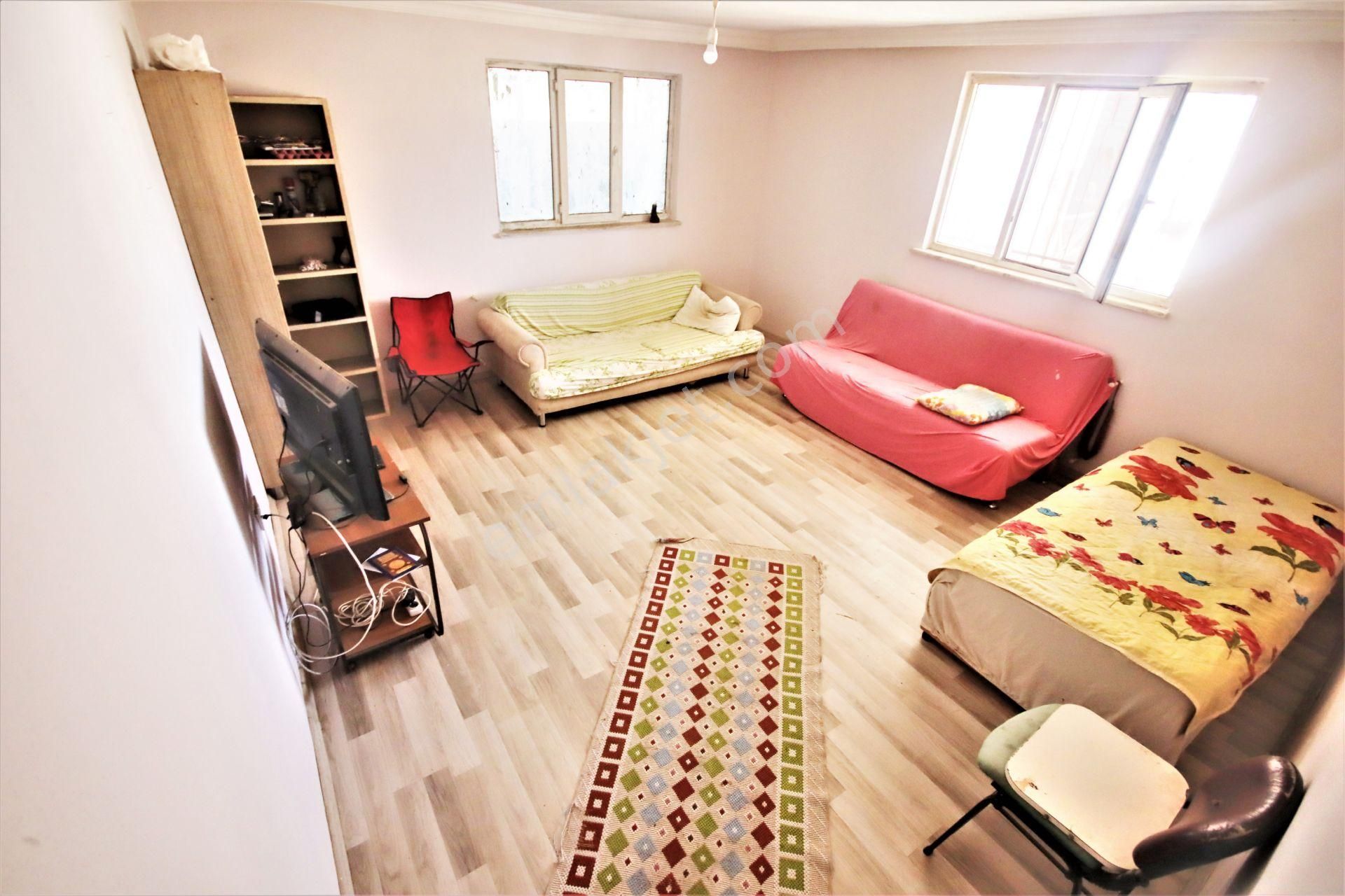 Aygül Den Edremit Çıkrıkçı Da Elektrik Suyu Olan 16.500 M2 Satılık Çiftlik Ve 3+1 Mustakil Daire - Görsel 6