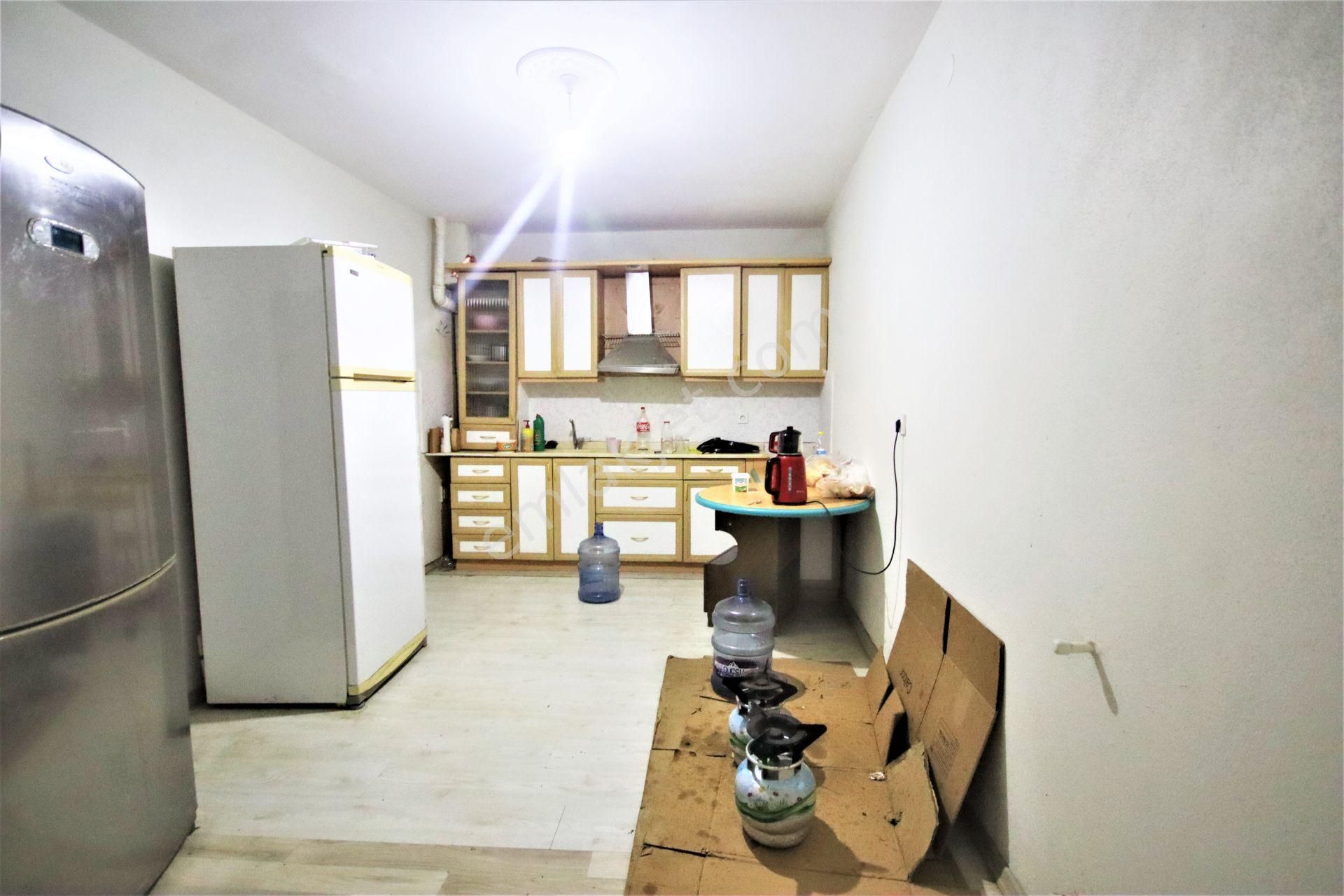 Aygül Den Edremit Çıkrıkçı Da Elektrik Suyu Olan 16.500 M2 Satılık Çiftlik Ve 3+1 Mustakil Daire - Görsel 2