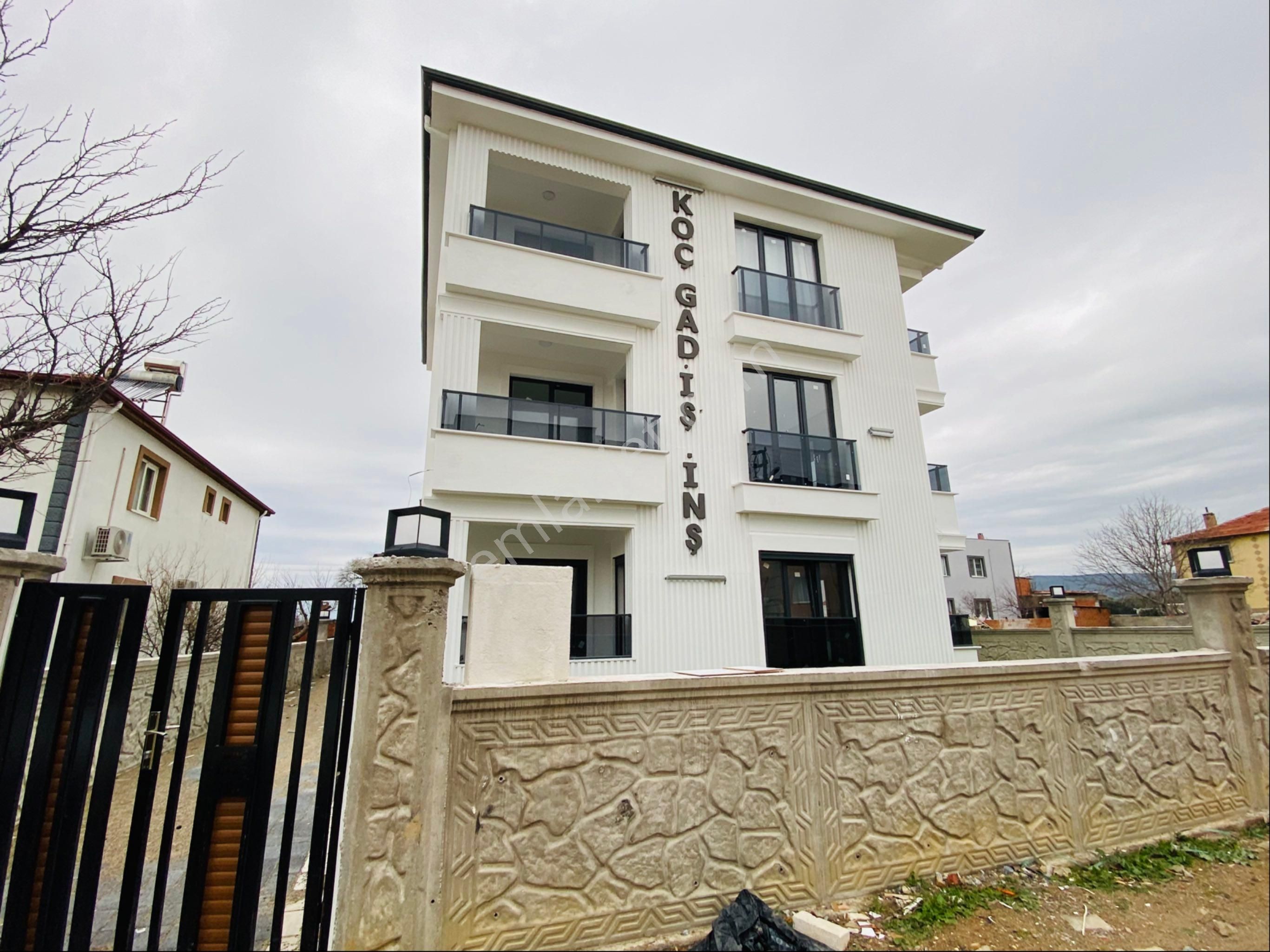 Ateş Emlak'tan Gömeç Kemalpaşa Mah. 1+1 Sıfır Akıllı Satılık Daire - Görsel 4