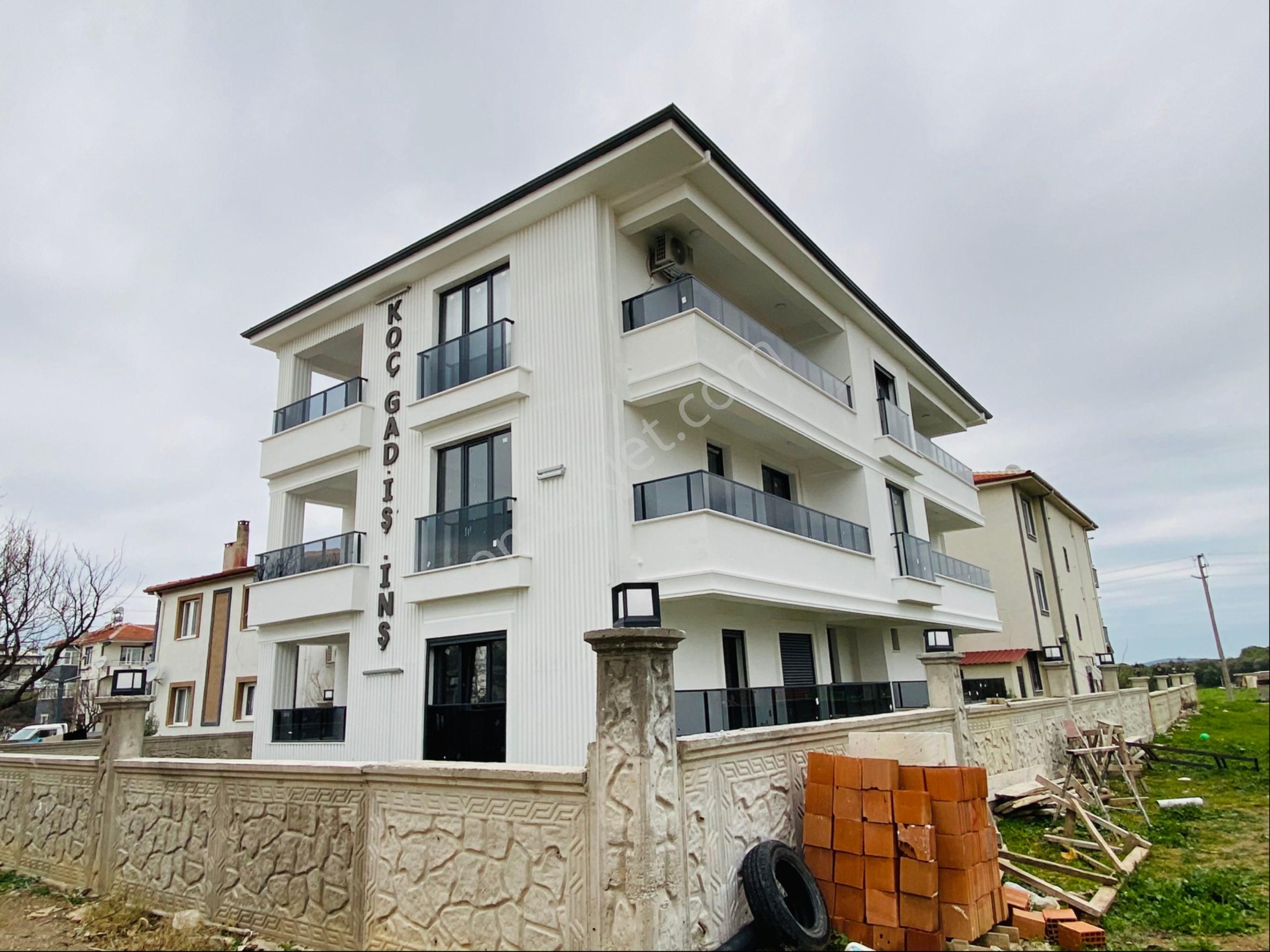 Ateş Emlak'tan Gömeç Kemalpaşa Mah. 1+1 Sıfır Akıllı Satılık Daire - Görsel 2