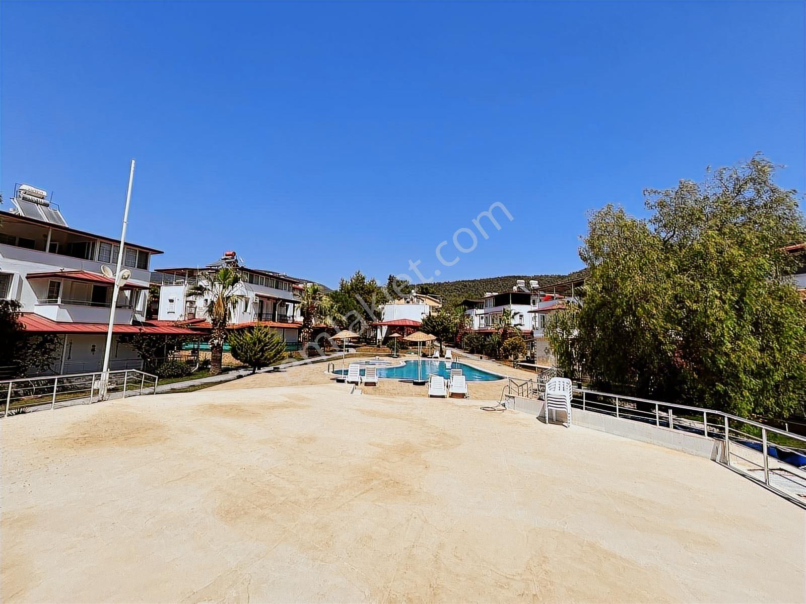 Didim Akbük Mah. Güzel Konumda Sakarya Sitesi 4+1 Fırsat Villa - Görsel 4