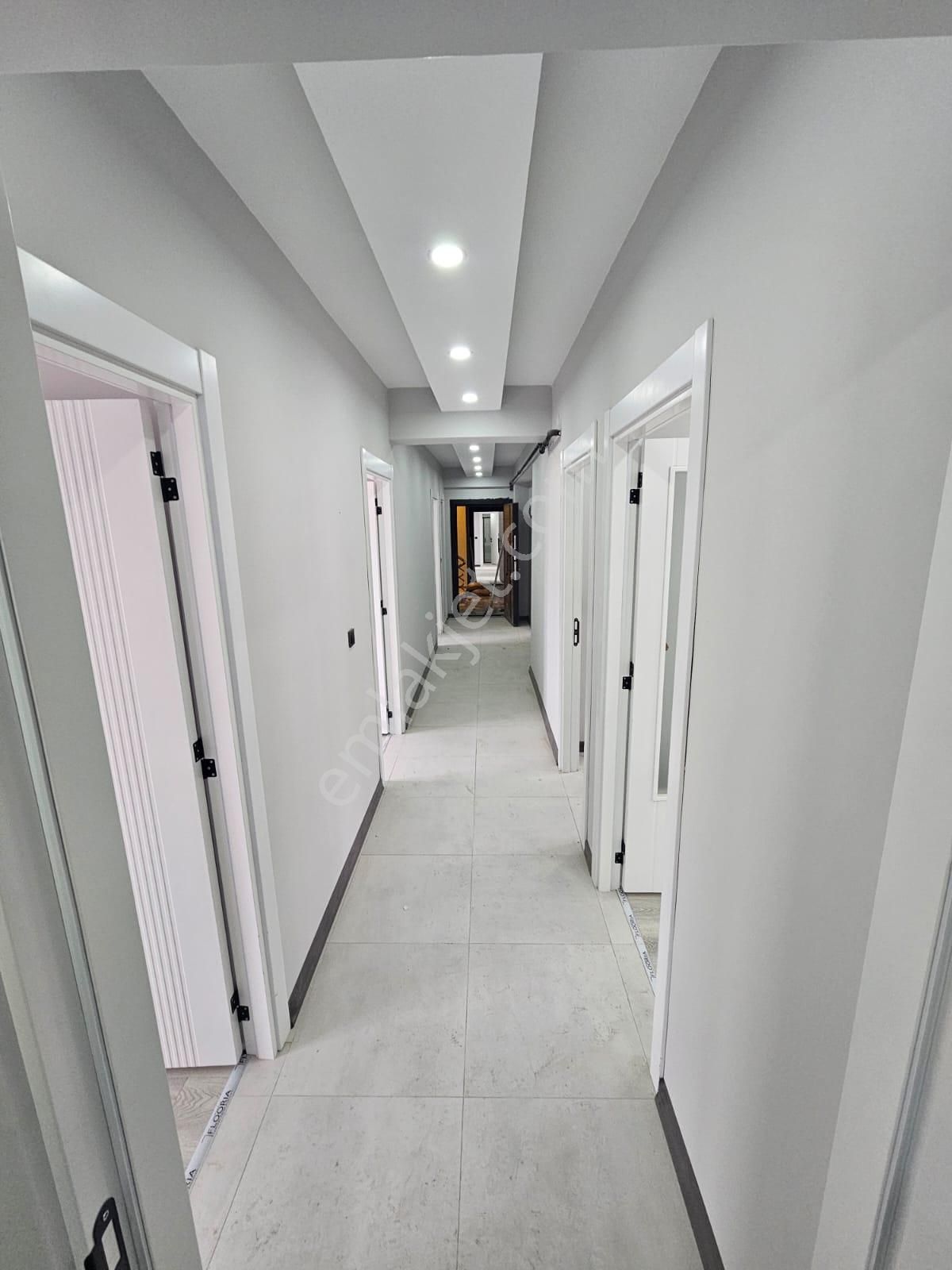 Recep Ümit Emlak'tan Esenli Caddesi Yakını Satılık [sıfır] Ebeveyn Banyolu Lüx 3+1 Daire - Görsel 14