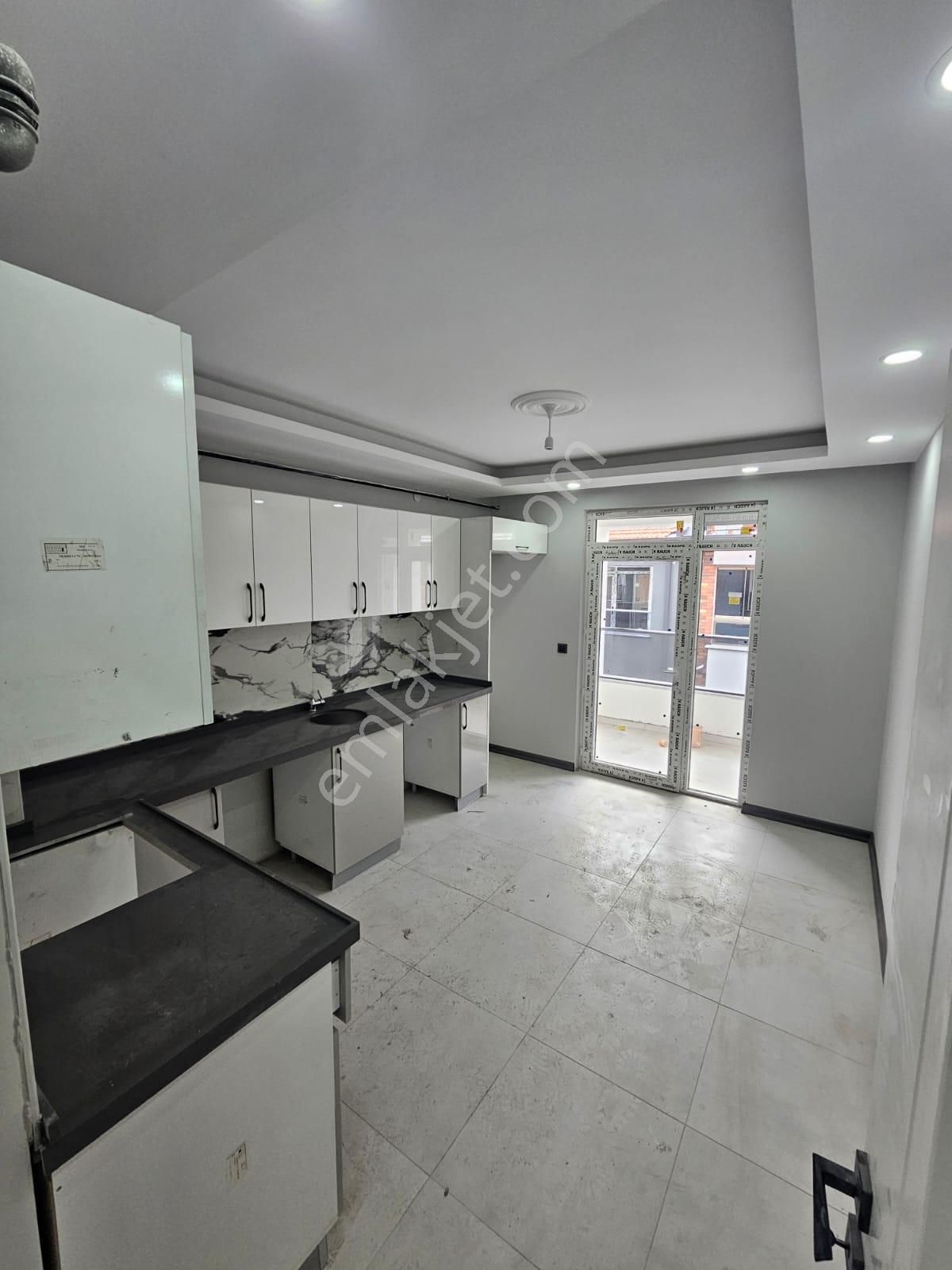 Recep Ümit Emlak'tan Esenli Caddesi Yakını Satılık [sıfır] Ebeveyn Banyolu Lüx 3+1 Daire - Görsel 3