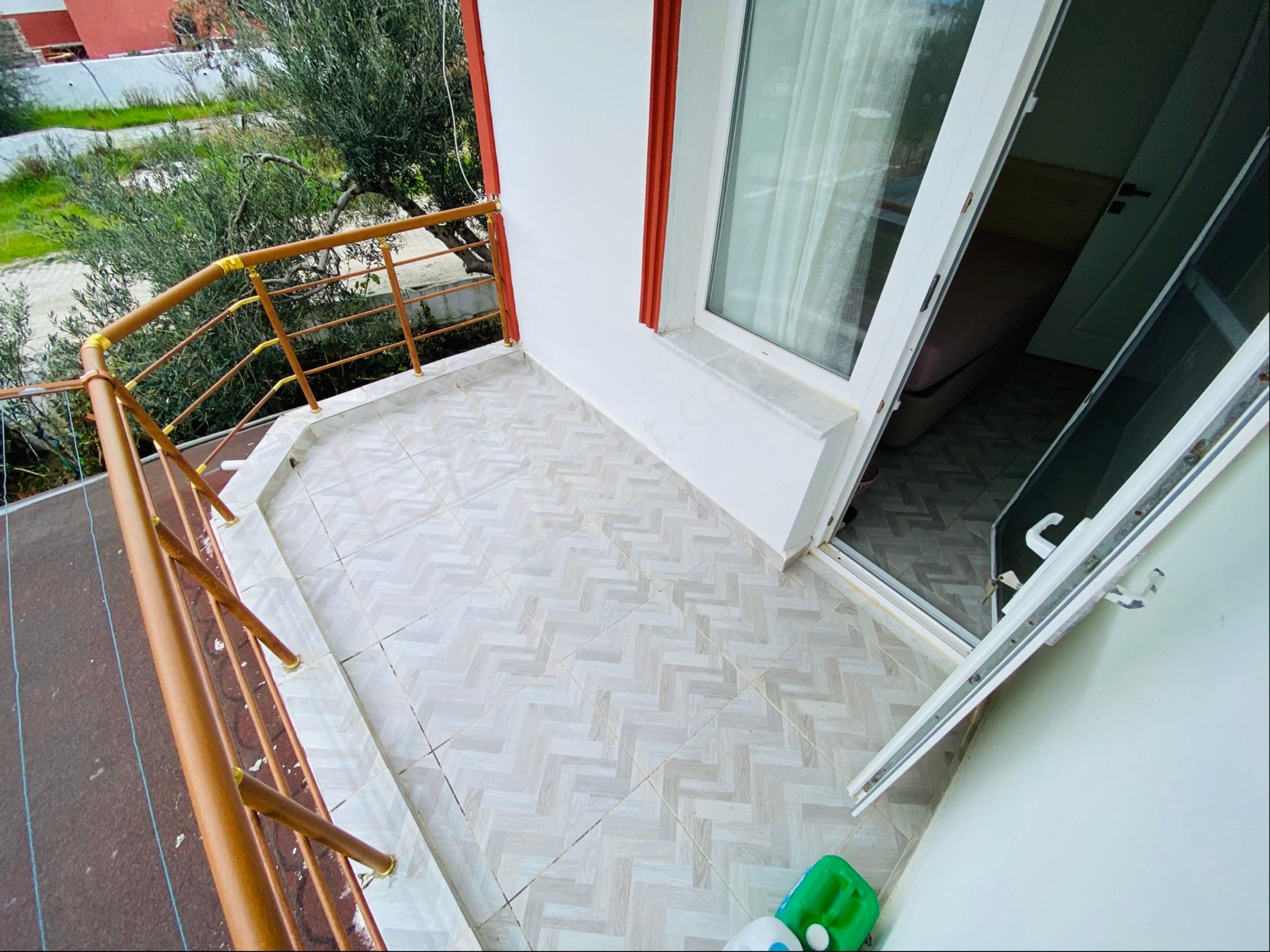 Karaağaç Sahilde Denize 50 Adım Triplex Satılık Villa - Görsel 26