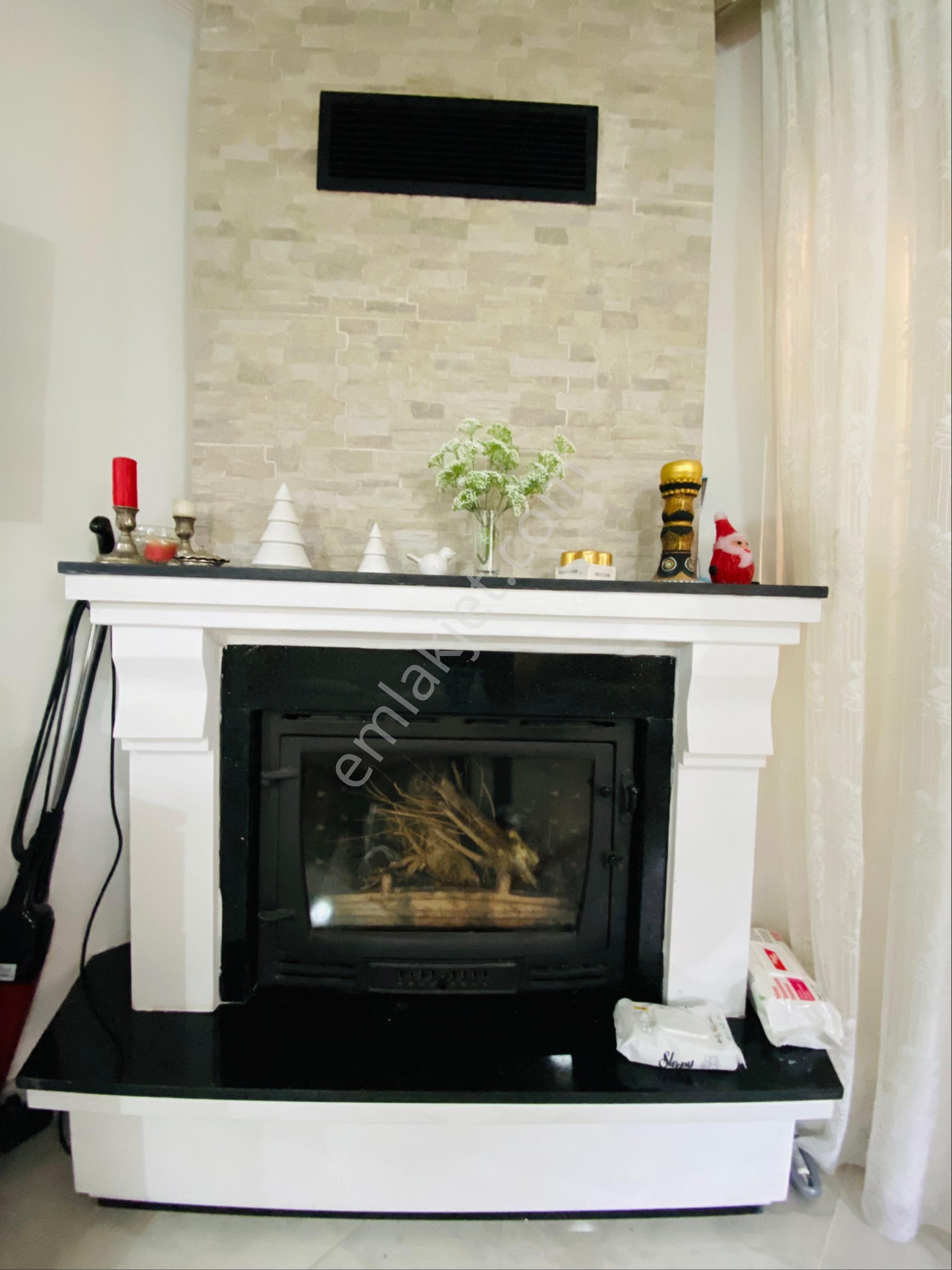 Karaağaç Sahilde Denize 50 Adım Triplex Satılık Villa - Görsel 19