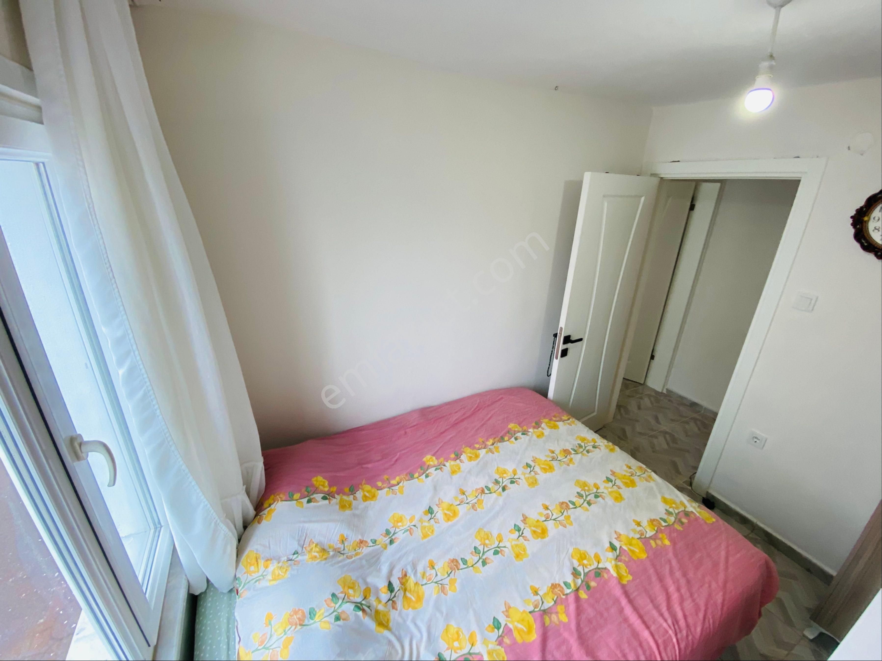 Karaağaç Sahilde Denize 50 Adım Triplex Satılık Villa - Görsel 30