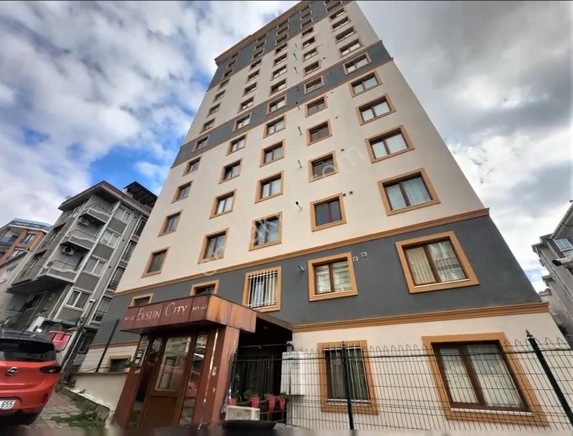 Ümraniye Çakmak Evsun Cıty Apartmanı Satılık Ofis