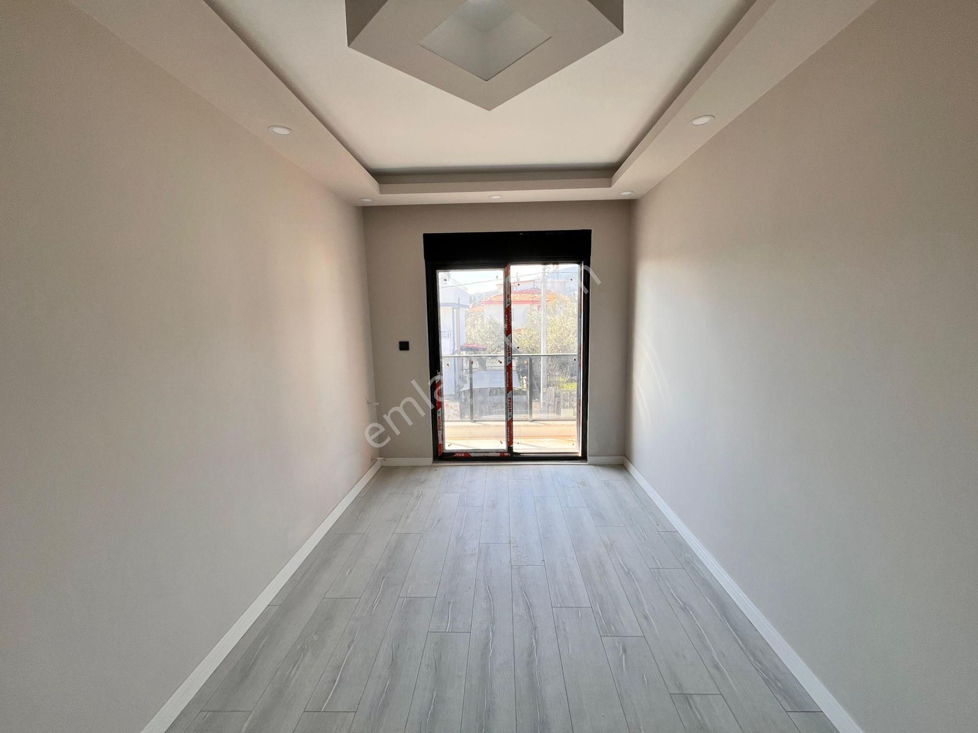 Parstan Gürede Deniz Ve Dağ Manzaralı Bahçeli 4+1 Villa - Görsel 15
