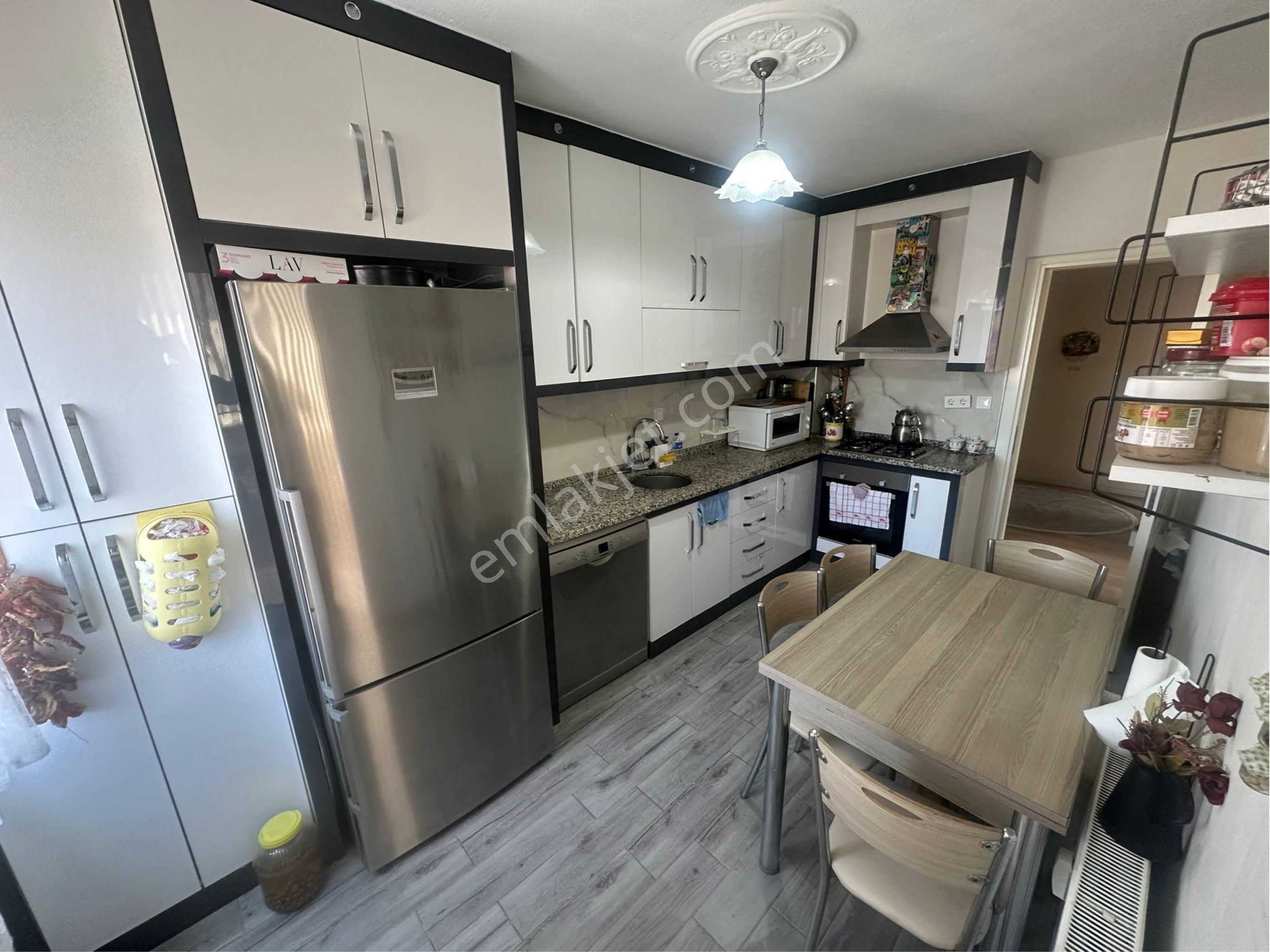 Fesleğen’de Masrafsız 3+1 Asansörlü Satılık Daire