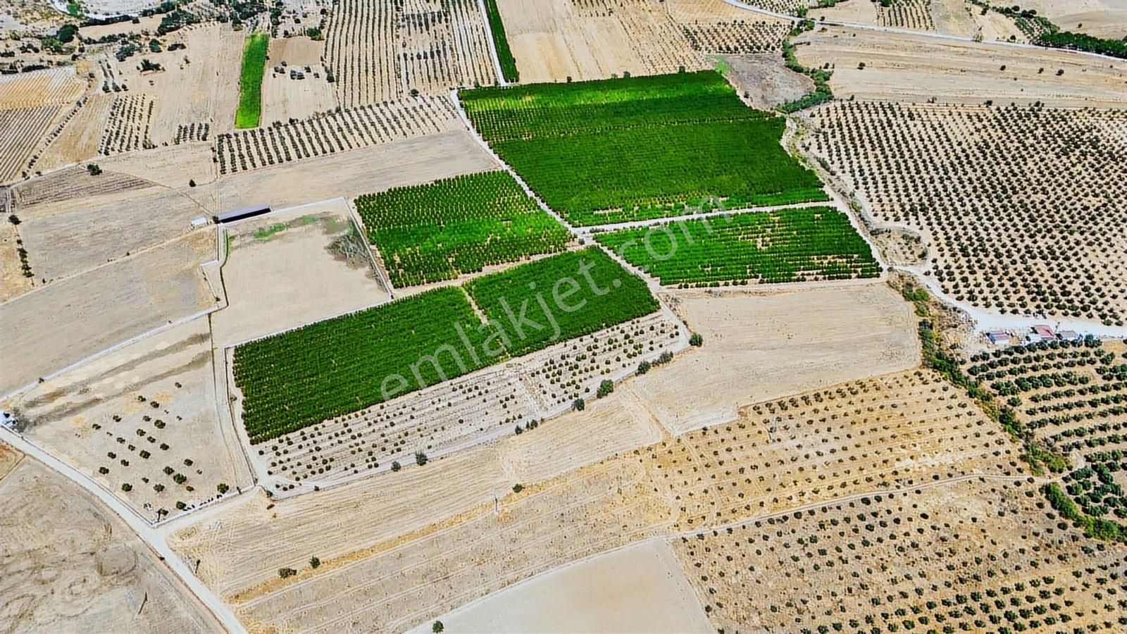 Cb Marina'dan Hacıbayramlar Mah. Satılık 2780 M2 "tarla" - Görsel 3