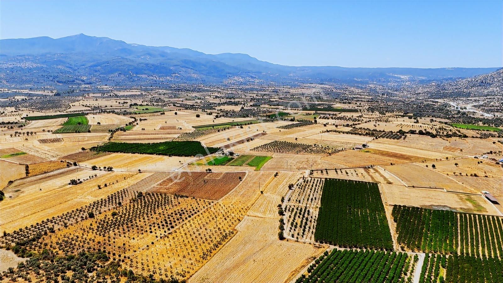 Cb Marina'dan Hacıbayramlar Mah. Satılık 2780 M2 "tarla" - Görsel 13