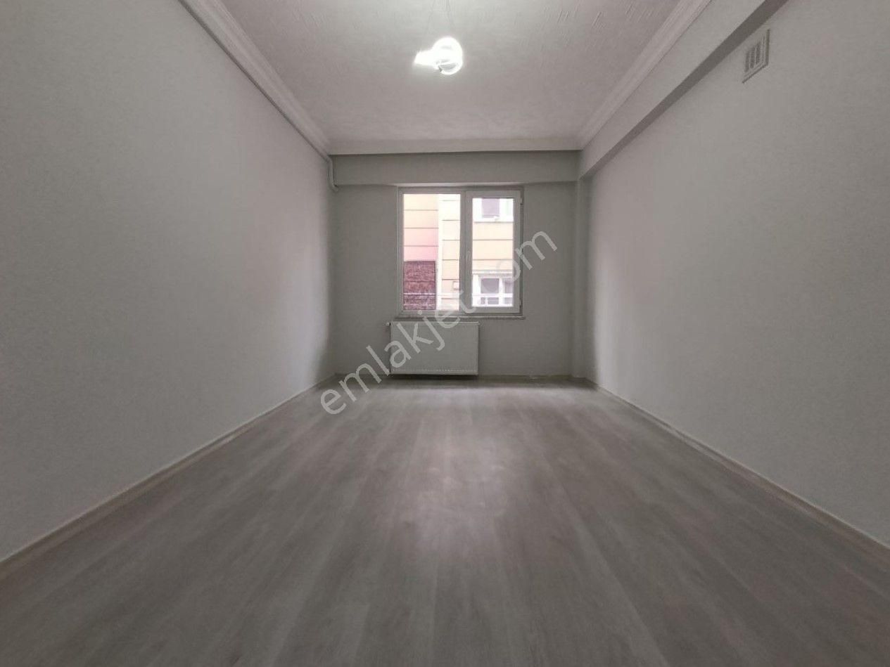 Akçayda Doğalgazlı Ayrı Mutfaklı Full Yapılı Ön Cephe 2+1 Daire - Görsel 24