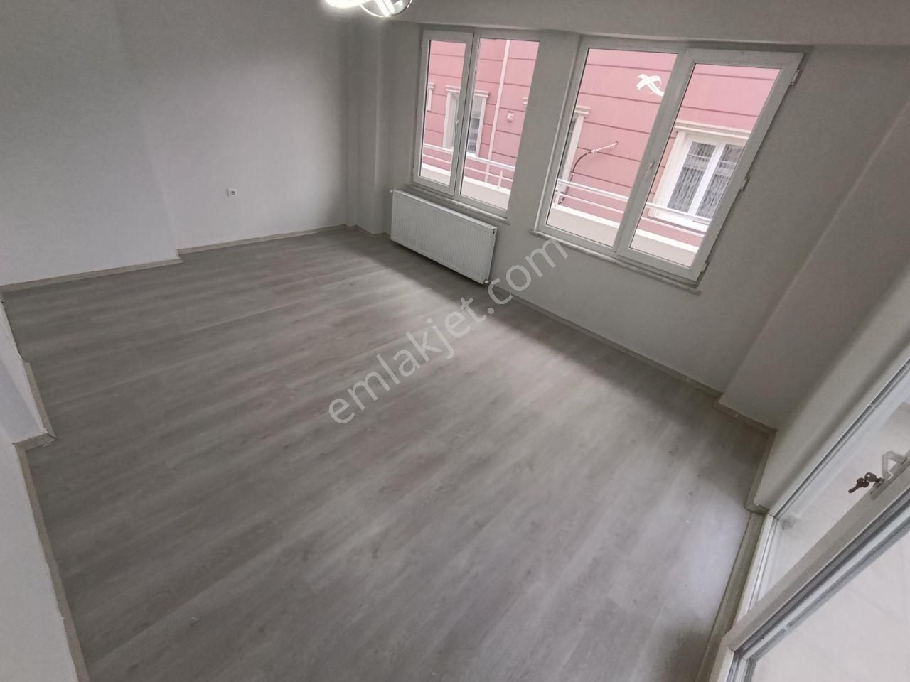 Akçayda Doğalgazlı Ayrı Mutfaklı Full Yapılı Ön Cephe 2+1 Daire - Görsel 8