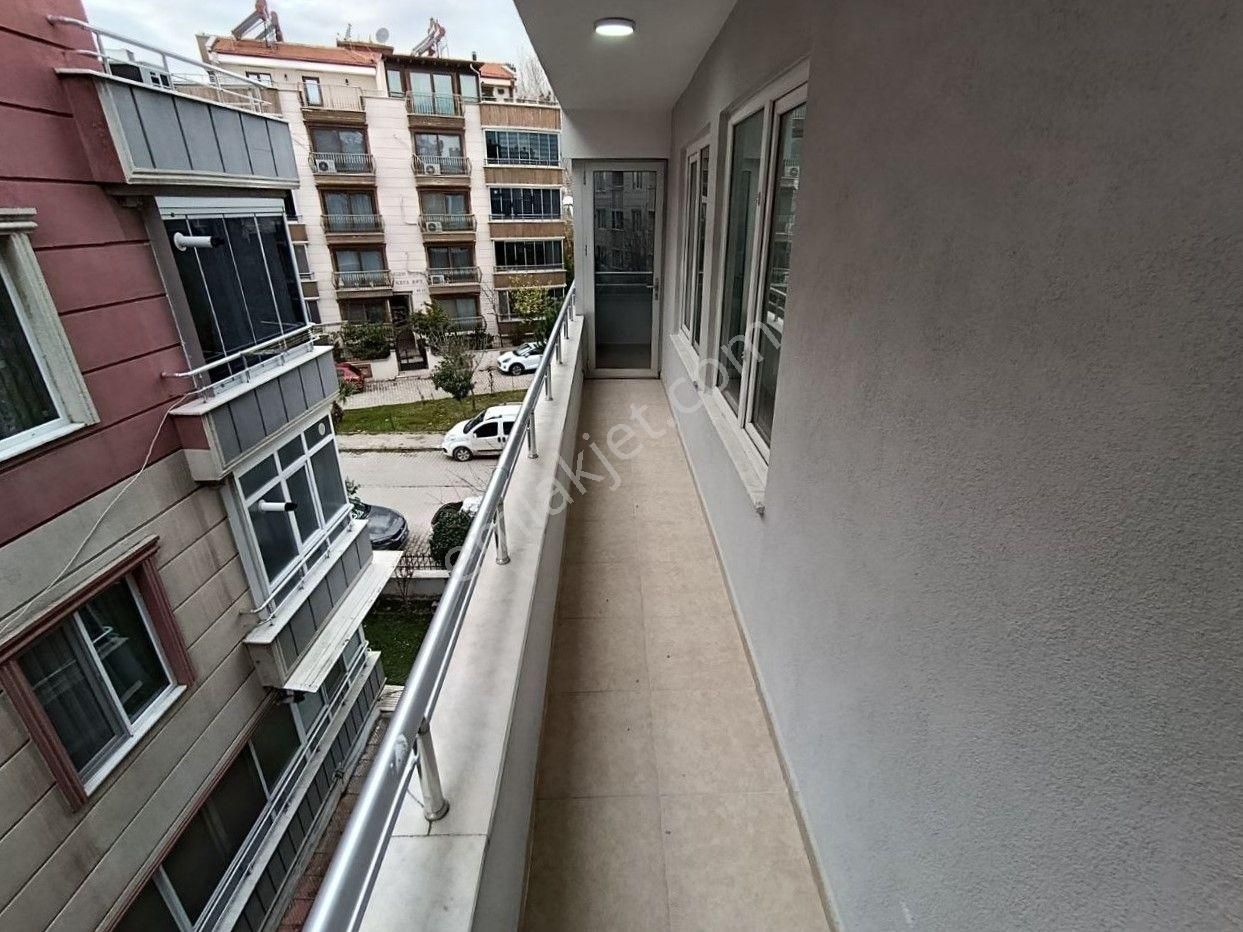 Akçayda Doğalgazlı Ayrı Mutfaklı Full Yapılı Ön Cephe 2+1 Daire - Görsel 12