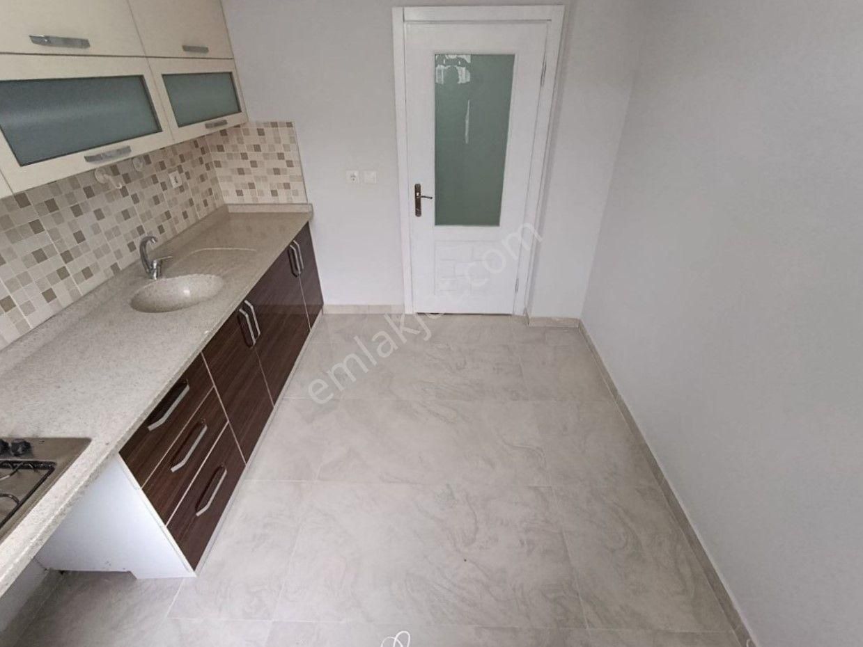 Akçayda Doğalgazlı Ayrı Mutfaklı Full Yapılı Ön Cephe 2+1 Daire - Görsel 32