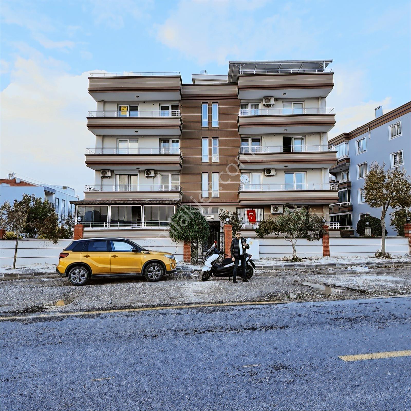 Hürriyet Mahallesi 4+1 220m2 Teraslı Ferah Dubleks Kiralık Daire - Görsel 23