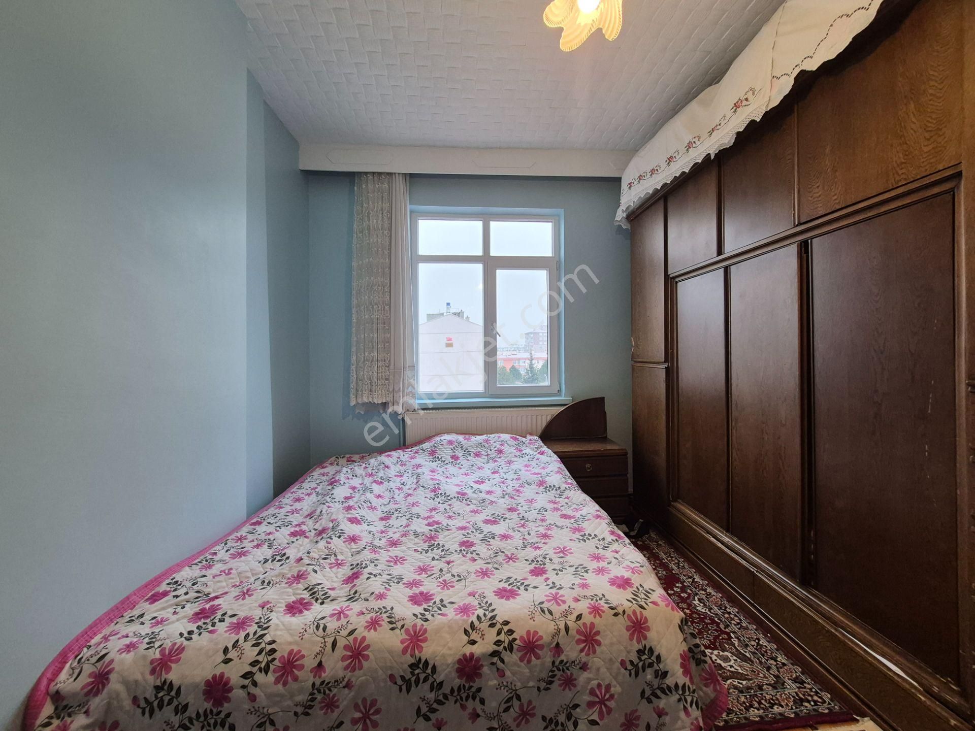 Selçuklu Şeyhşamil Mah. Barış Caddesi'^ne Cephe 3+1 Masrafsız Satılık Fırsat Daire - Görsel 8