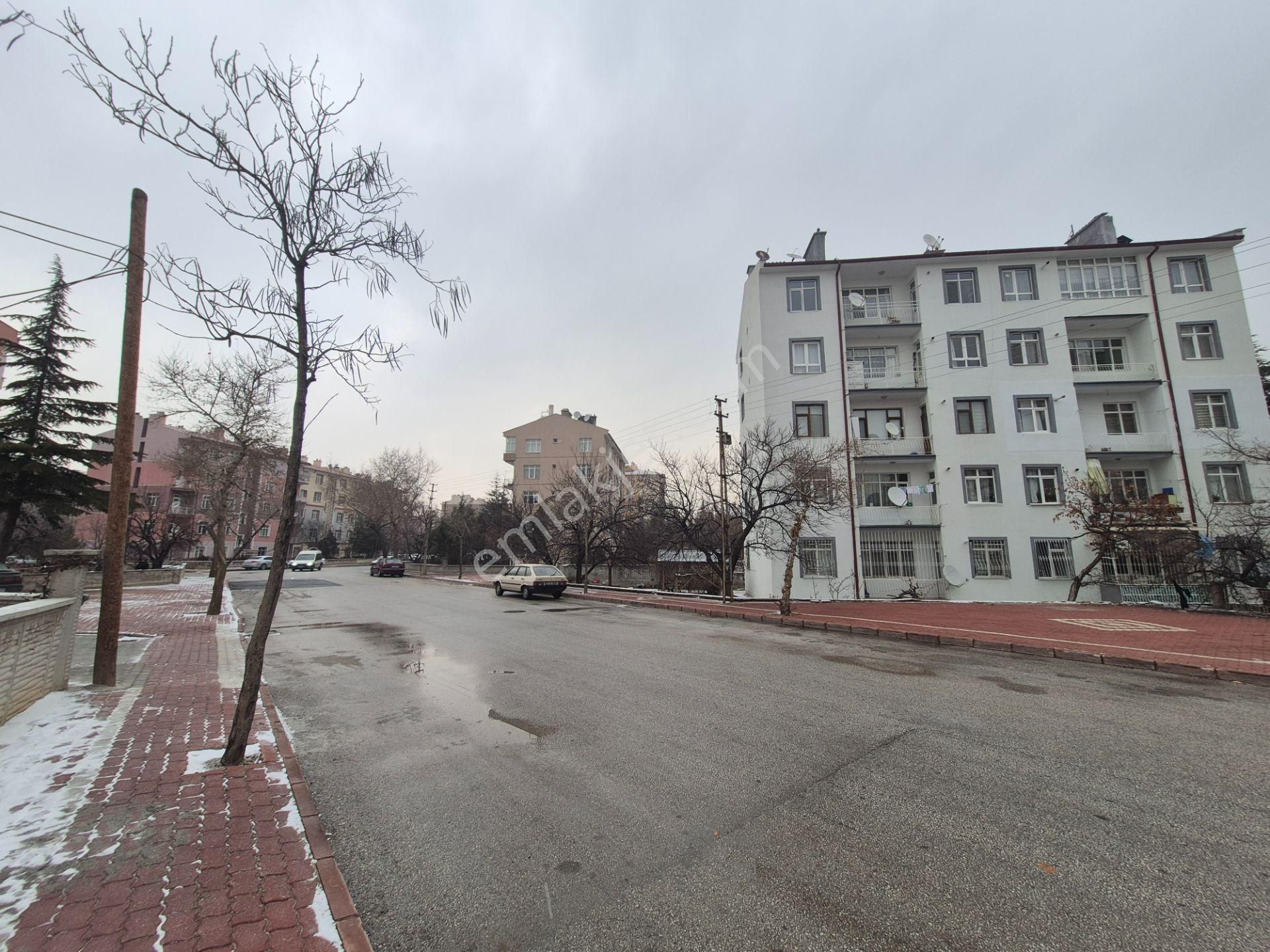 Selçuklu Şeyhşamil Mah. Barış Caddesi'^ne Cephe 3+1 Masrafsız Satılık Fırsat Daire