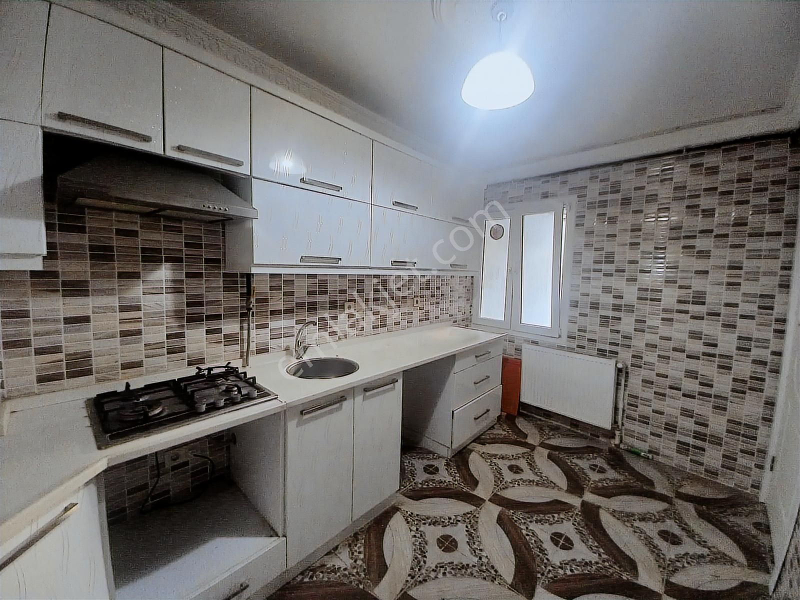 Buca Yıldız Mahallesinde Kiralık 3+1 Ferah Daire. - Görsel 2