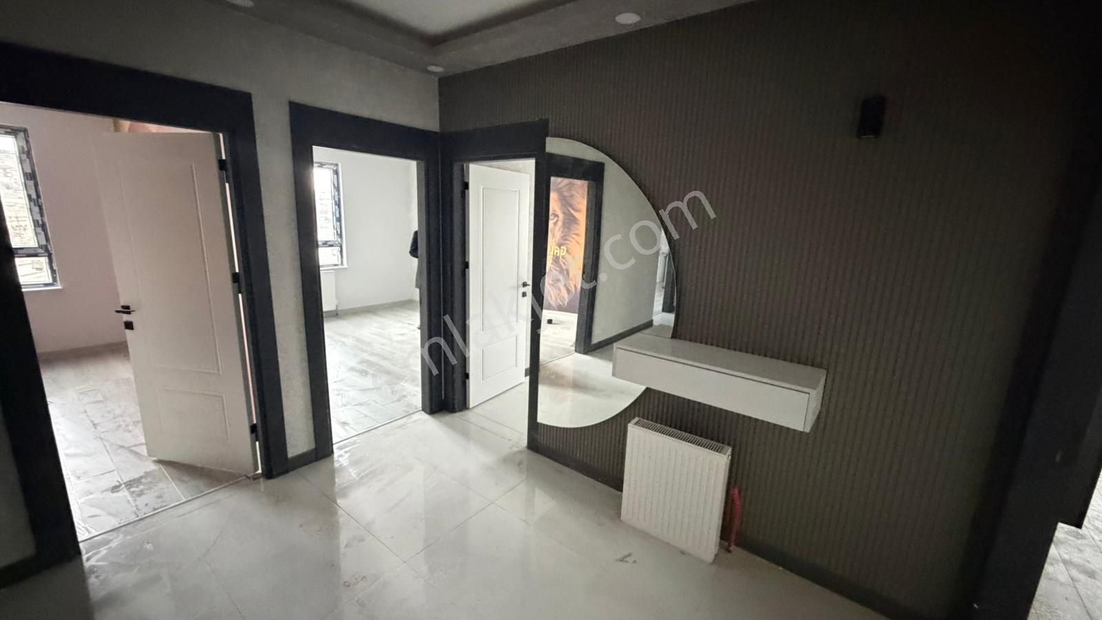 Törekent Mevlana Mahallesinde Site İçerisinde Ebeveyn Banyolu Muhteşem Yapılı 3+1 Satılık Daire - Görsel 21