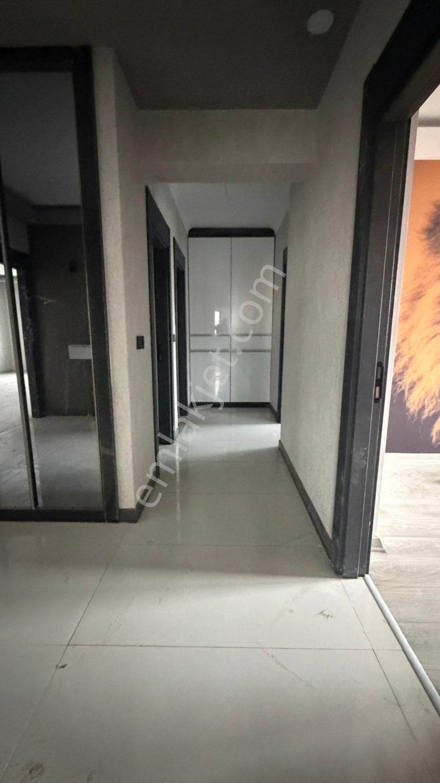 Törekent Mevlana Mahallesinde Site İçerisinde Ebeveyn Banyolu Muhteşem Yapılı 3+1 Satılık Daire - Görsel 19