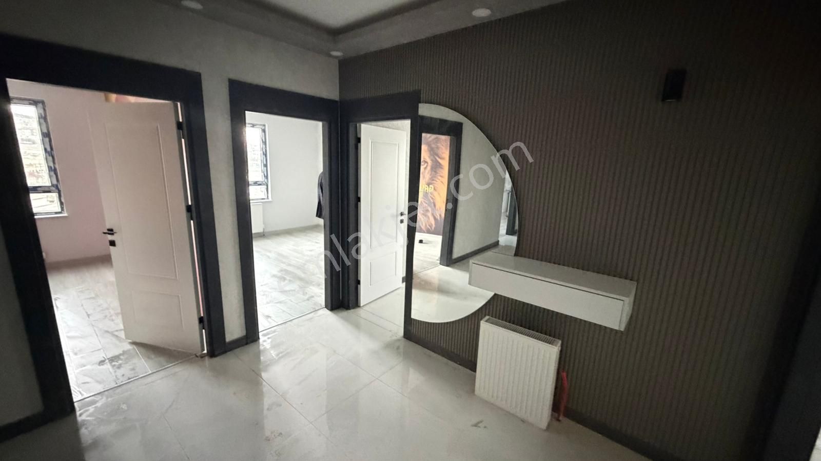 Törekent Mevlana Mahallesinde Site İçerisinde Ebeveyn Banyolu Muhteşem Yapılı 3+1 Satılık Daire - Görsel 25