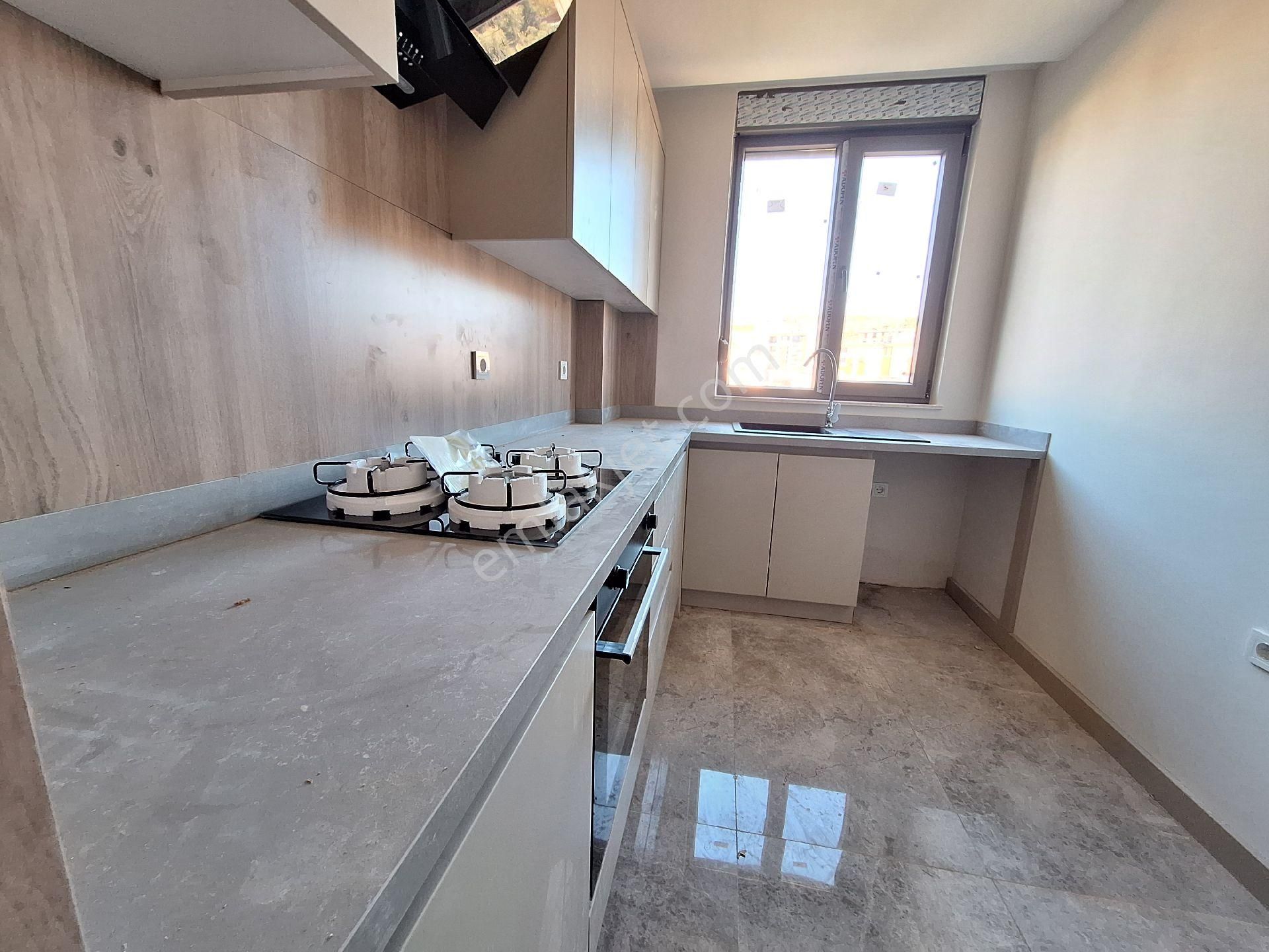 Antalya Kepez Göçerler Mahallesinde Yeni Binada Havuzlu Site İçinde Kiralık 2+1 Daire - Görsel 12