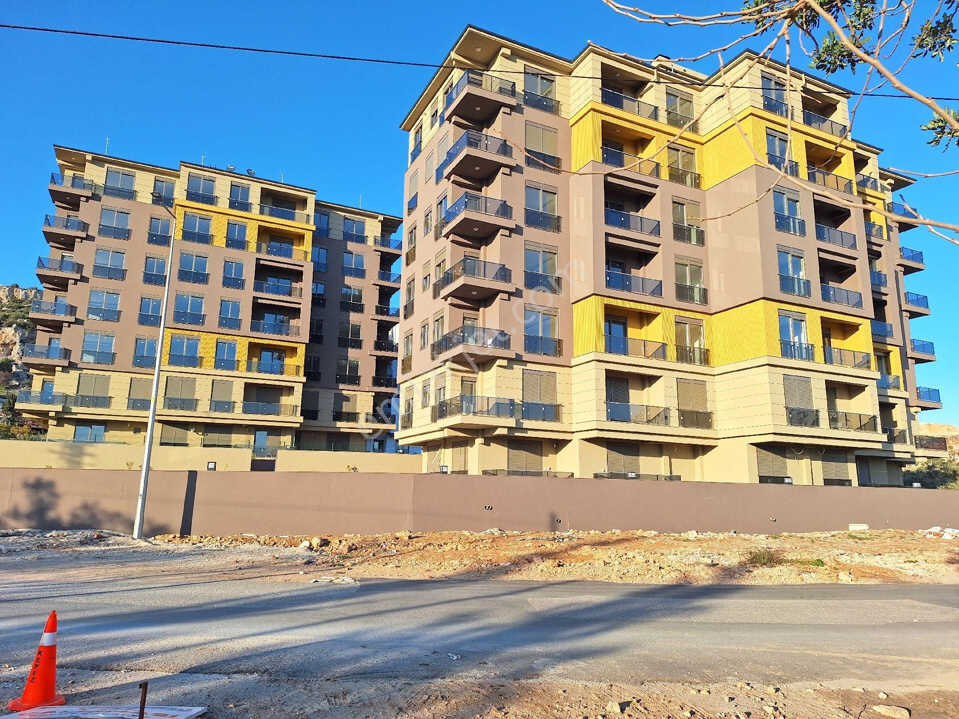 Antalya Kepez Göçerler Mahallesinde Yeni Binada Havuzlu Site İçinde Kiralık 2+1 Daire - Görsel 35