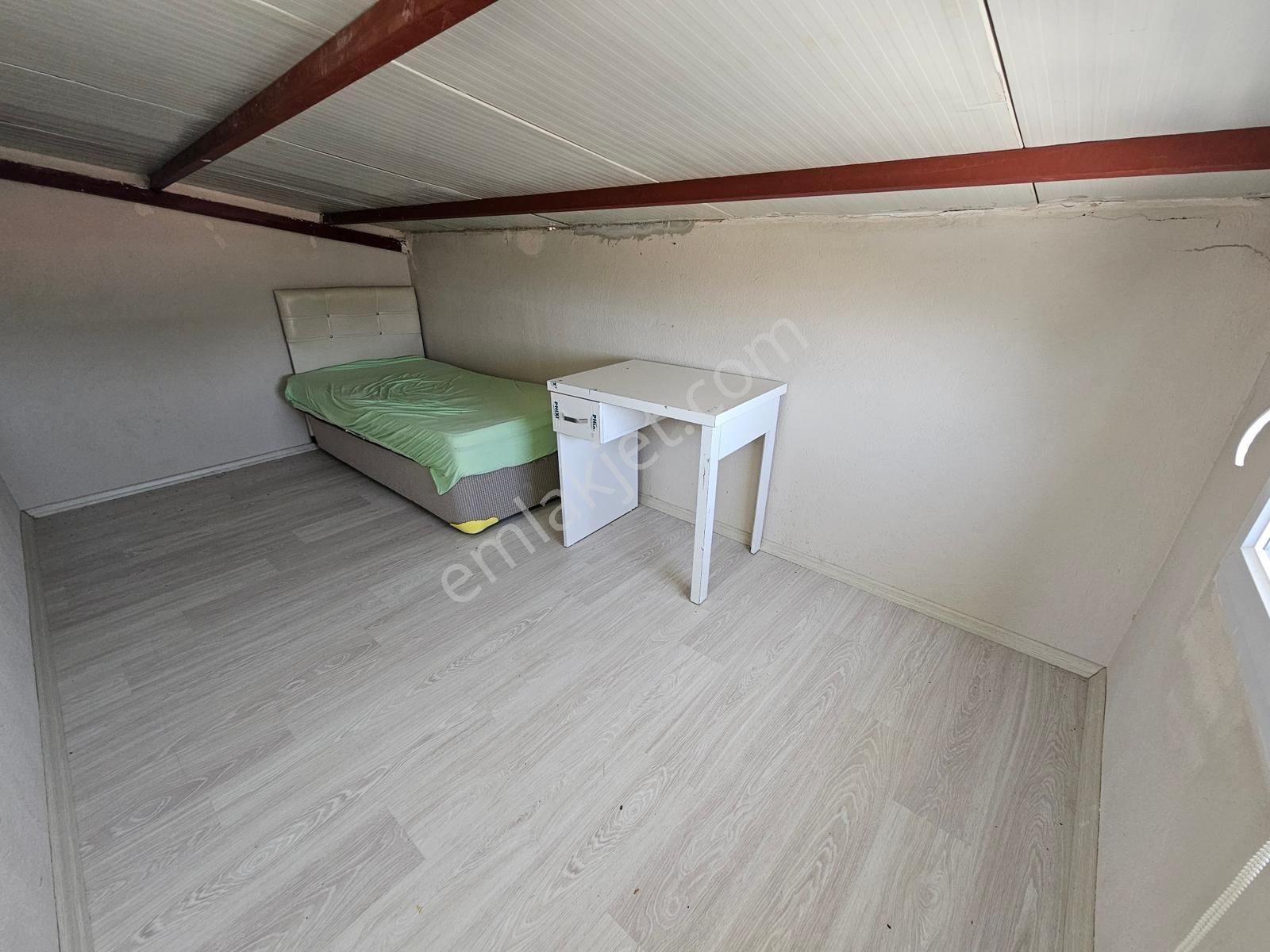 Koşarak Denize 10 Saniye Kiralık Müstakil Ev - Daireler - Görsel 17