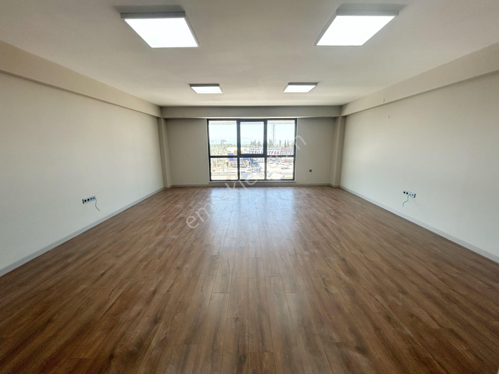 Edremit Özdemir Plaza'da Takaslı 116 M2 Satılık Kat Ofisi - Görsel 19