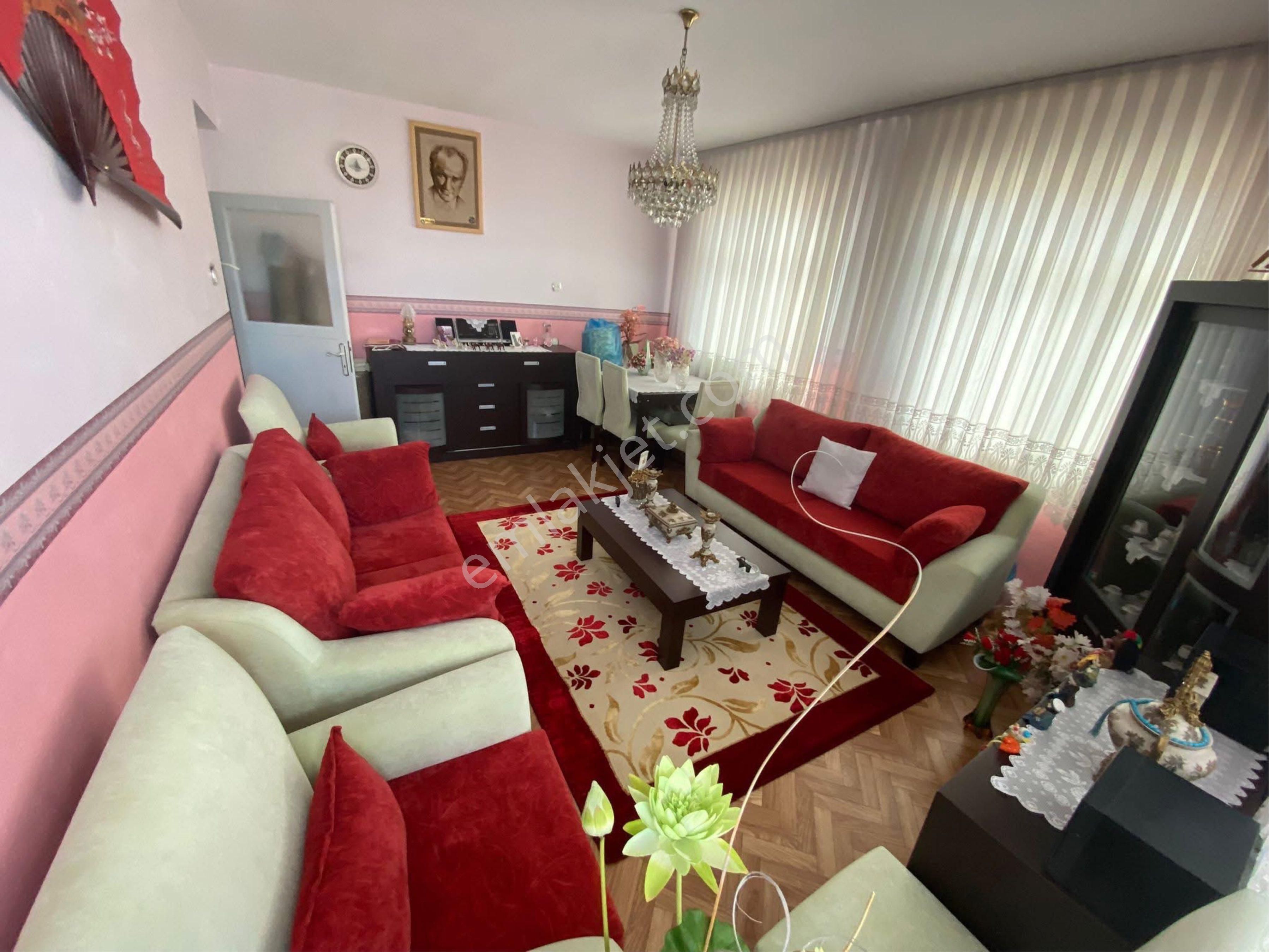 Evim-nur’dan Yenidoğan Mh 3+1 125m2 5.kat Vestiyerli Dış Cepheli 2 Balkonlu Fırsat Daire - Görsel 8