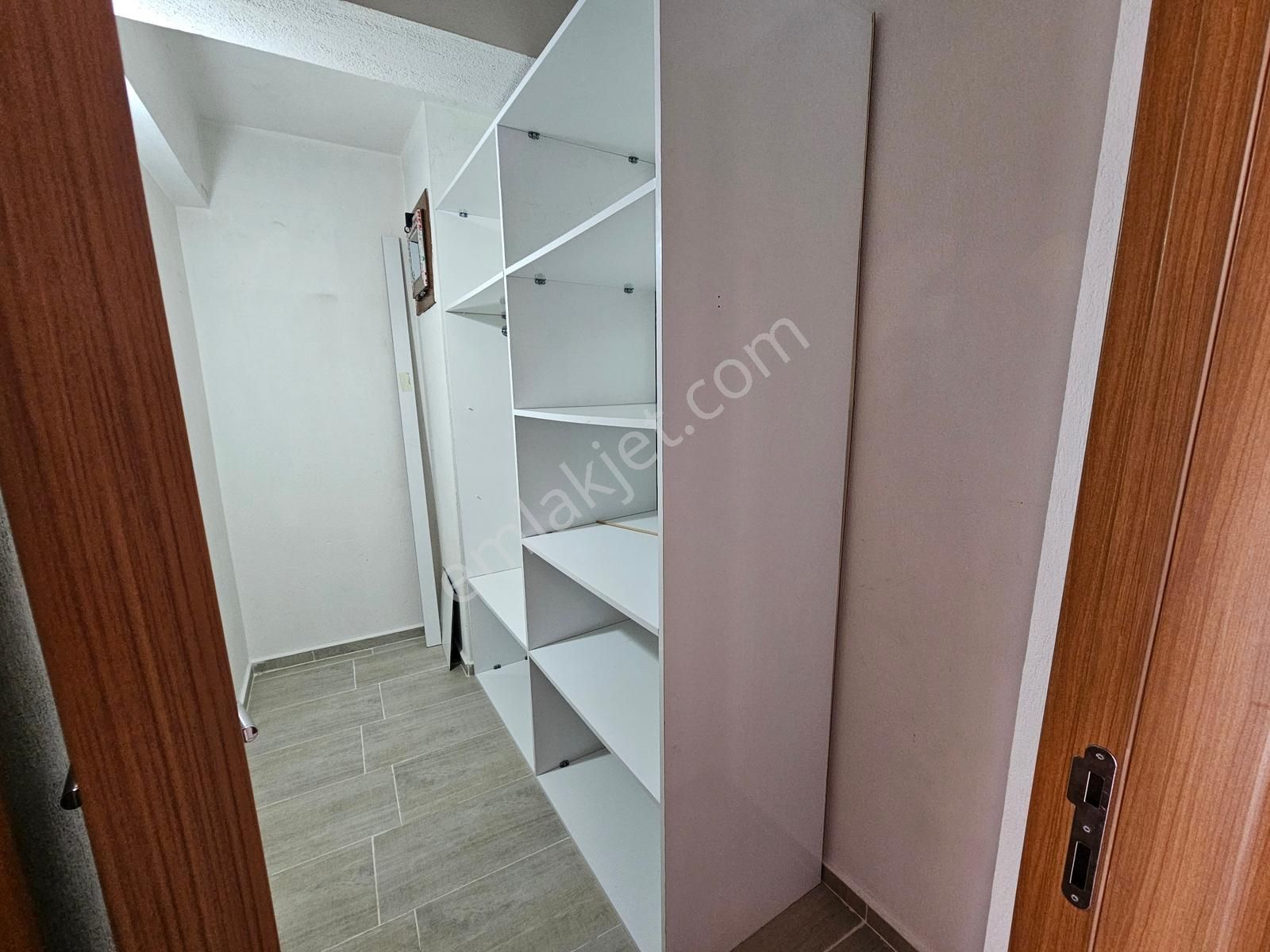 Remax Arma'dan İnkilap Mah. Merkezi Konumda Kiralık 3+1 Daire - Görsel 24