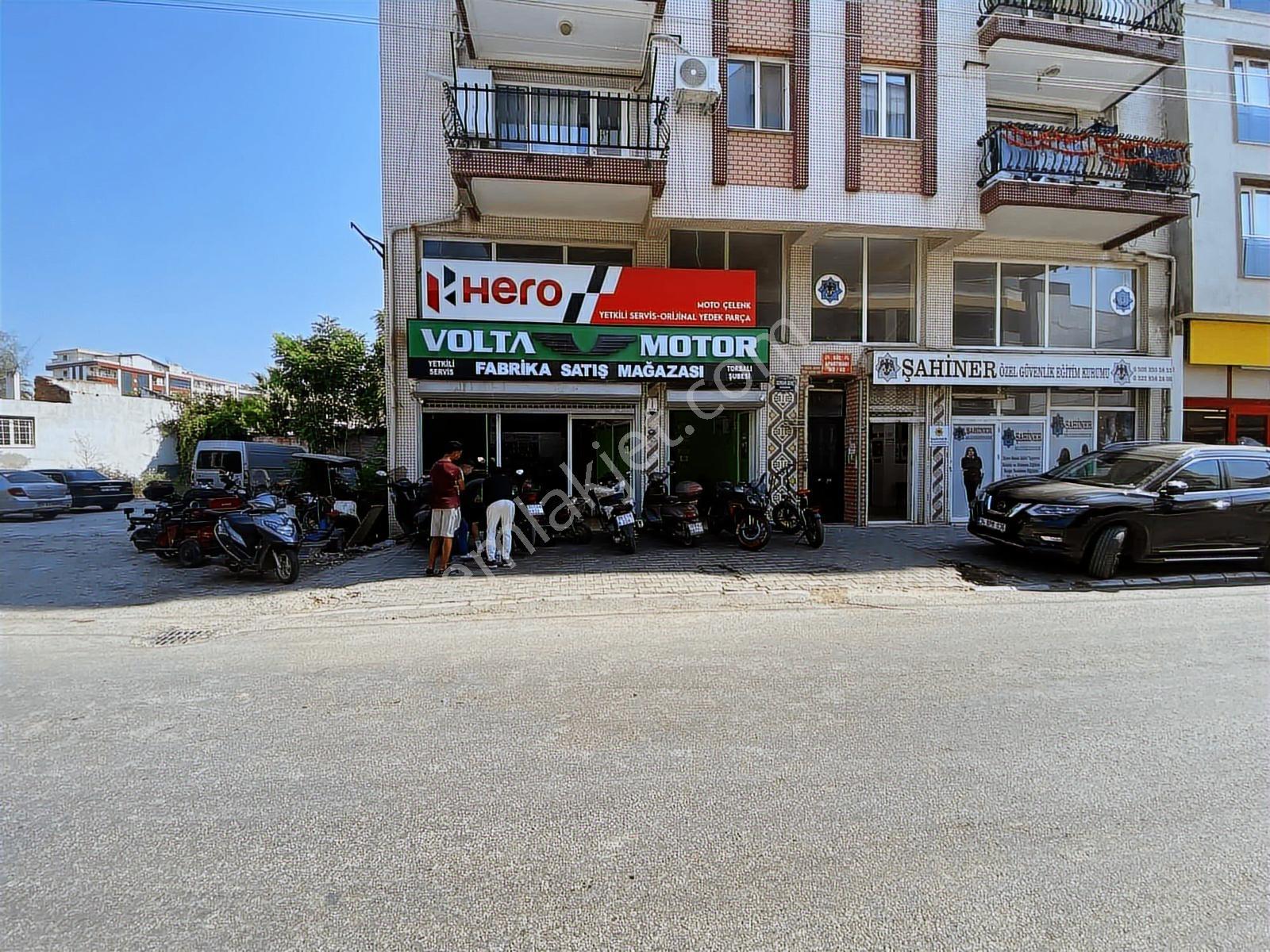 Remax Arma'dan Tepeköy Mah Serdar Genç Caddesinde Satılık Dükkan