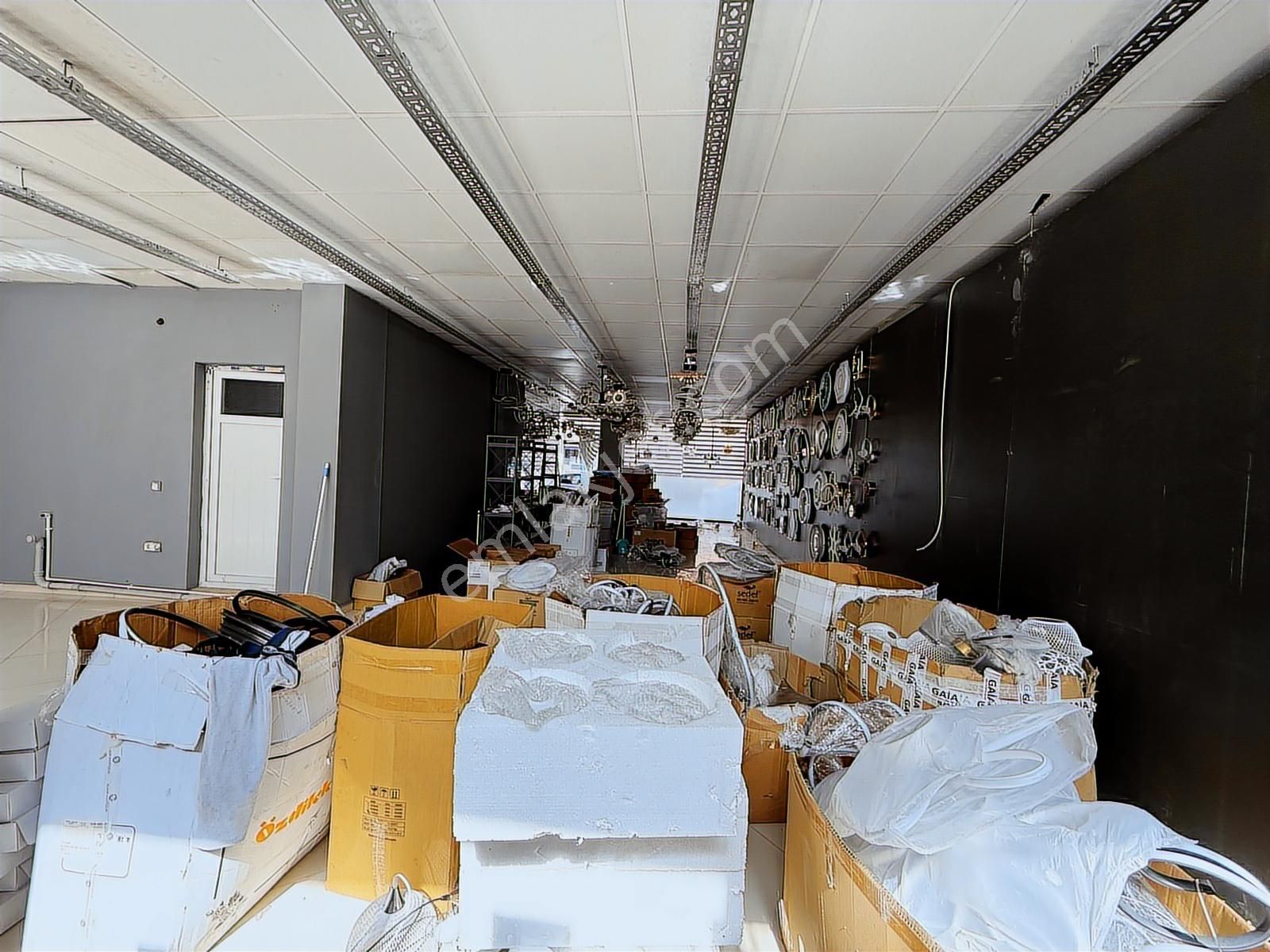 Acil K0zağaç Meydanda 360 M² Fırsat Dükkan - Görsel 9